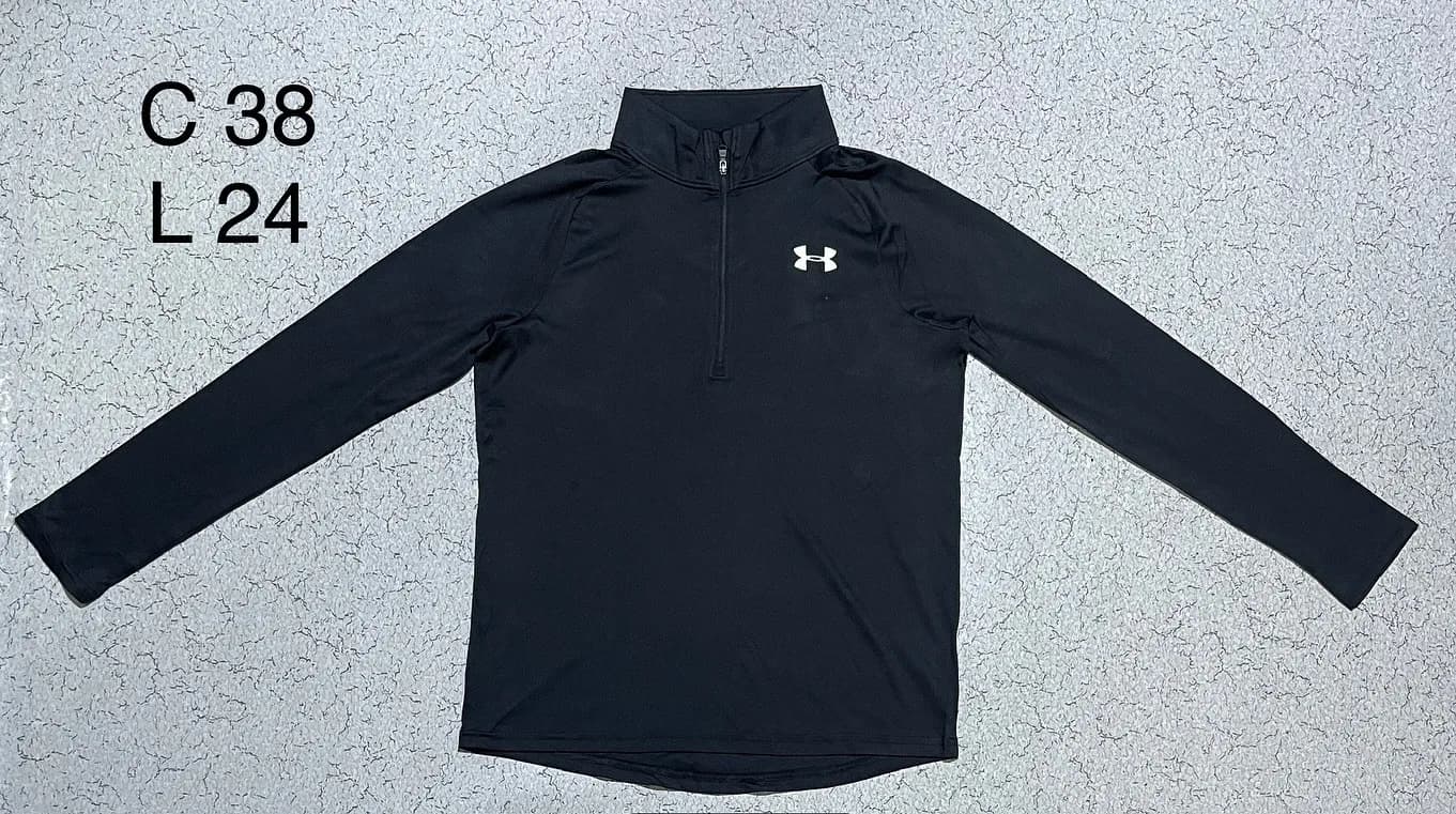 Under Armour Black T-Shirt front view