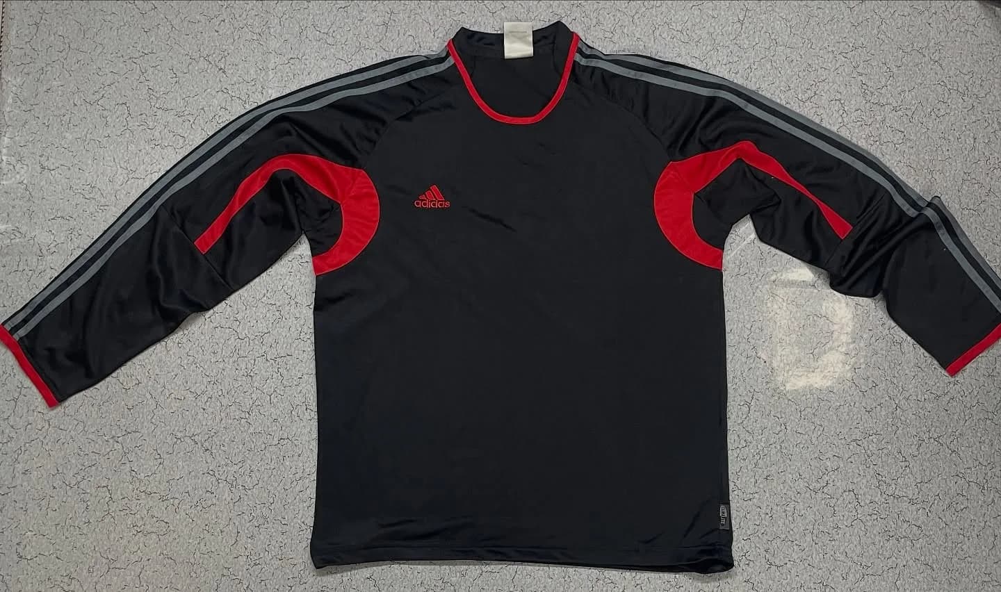 Adidas T-Shirt front view