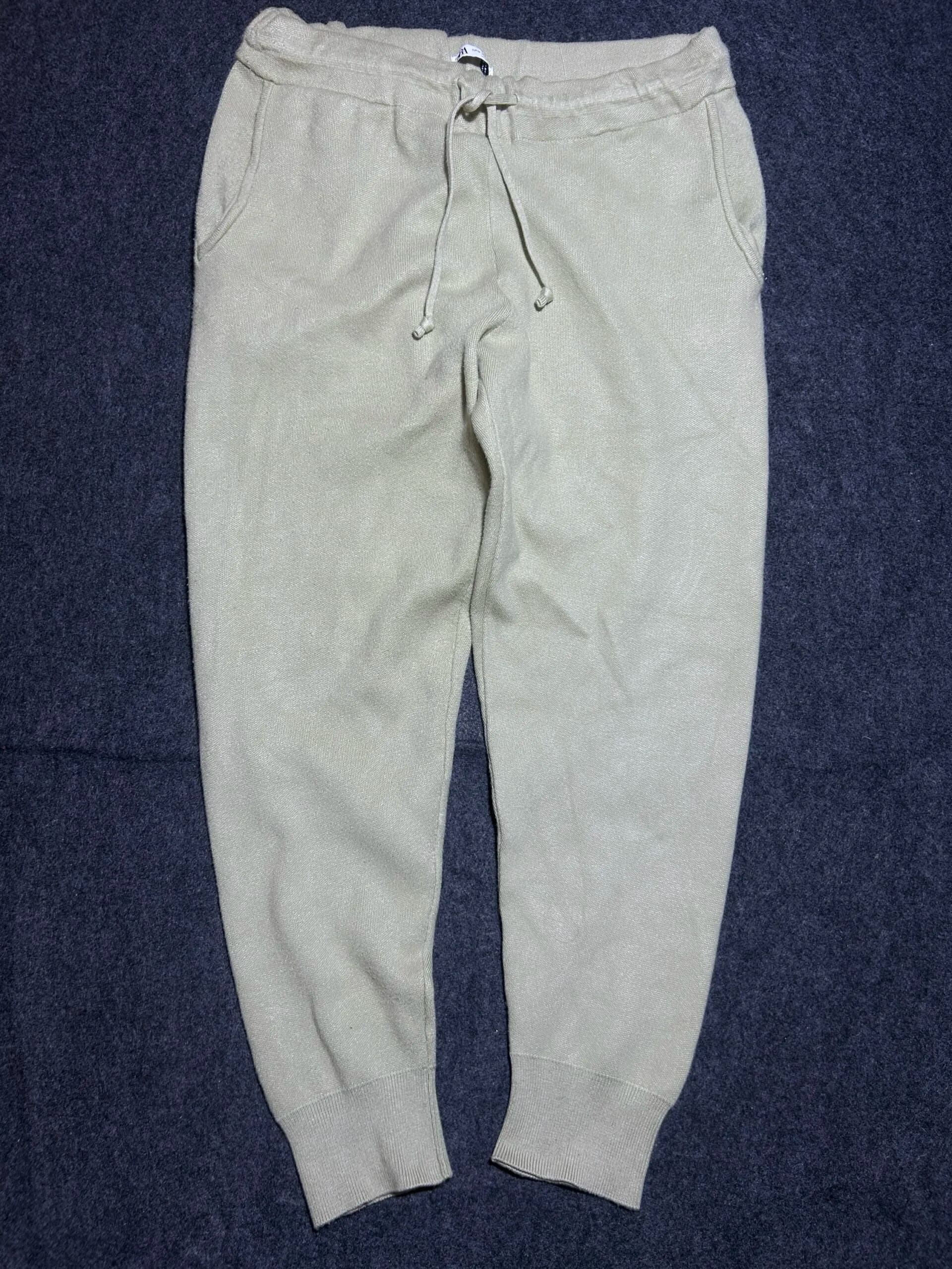Zara Beige Pants front view