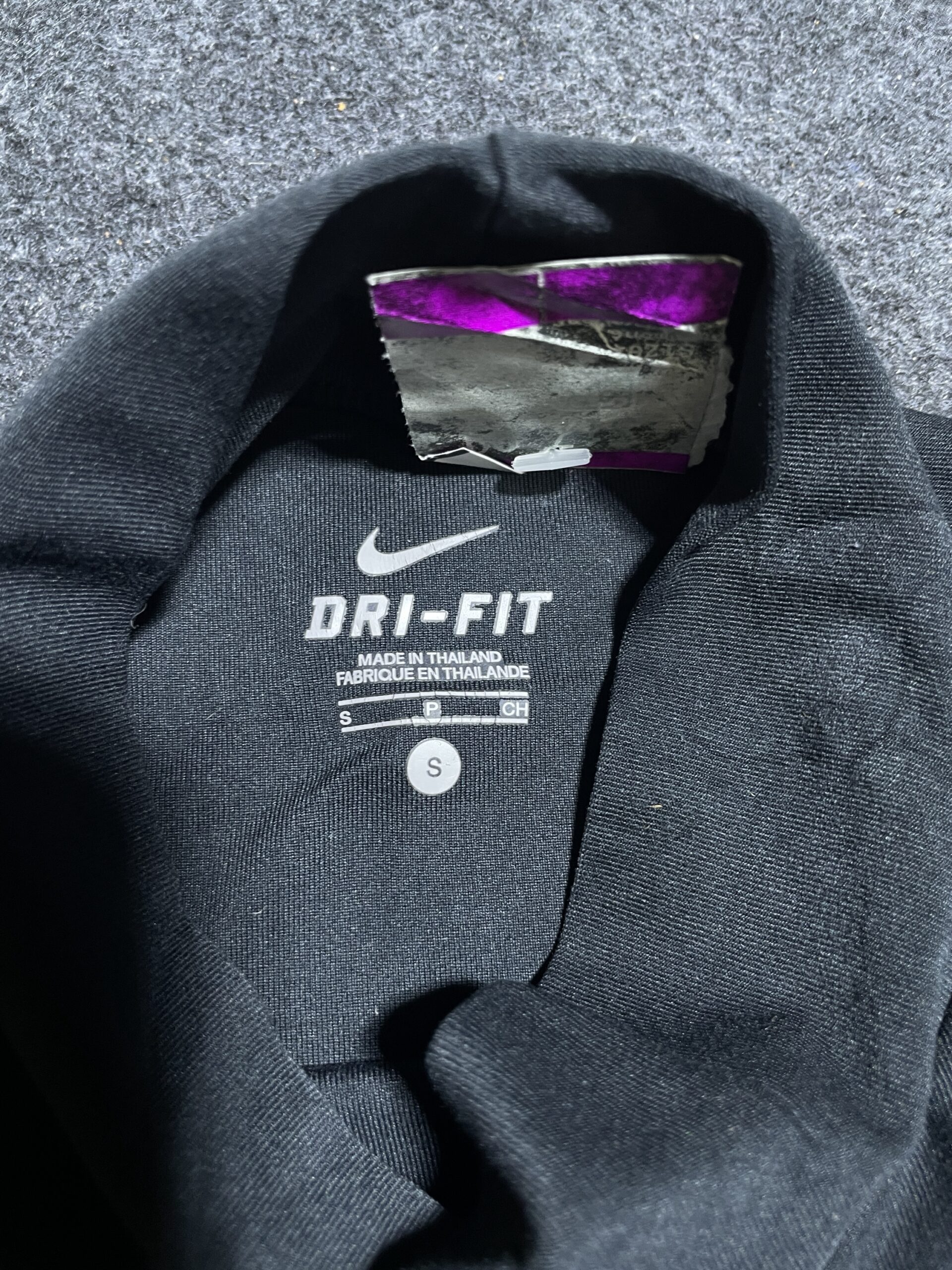 Nike Black simple back view