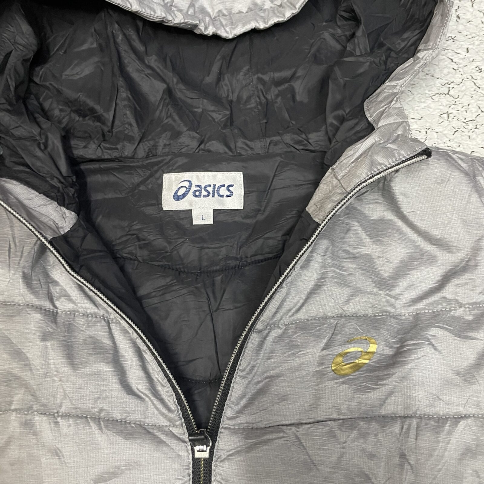 Asics Grey Jacket detail view