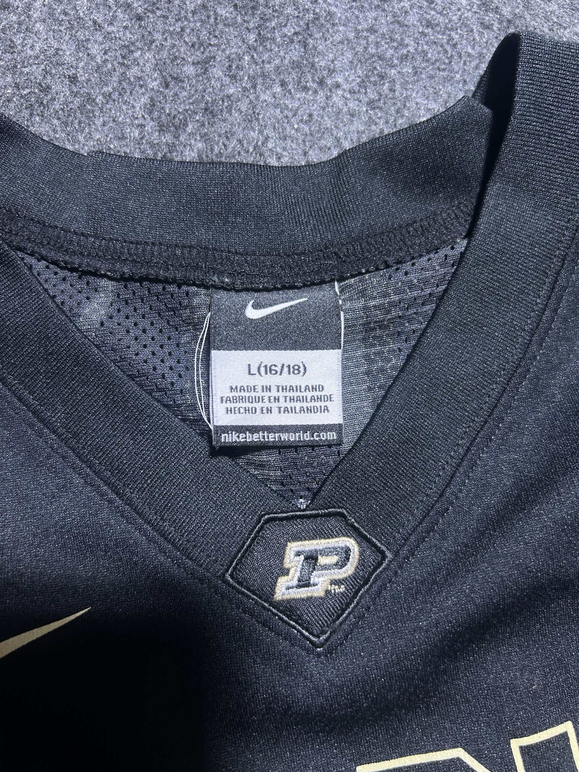 Nike Jersey alternate view