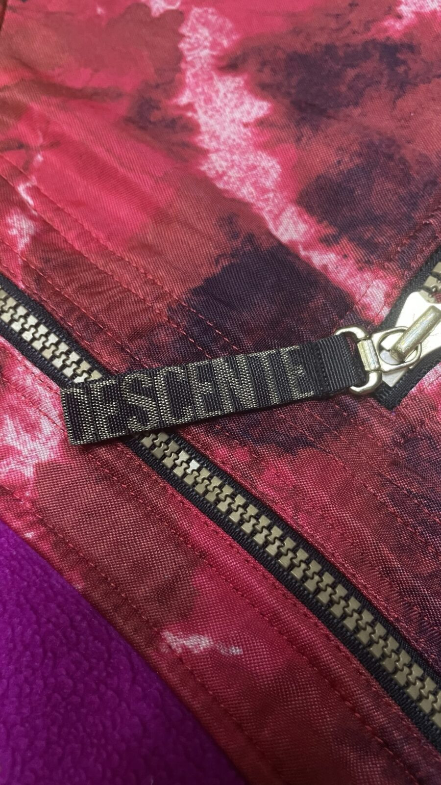 Sweatshirt detail view