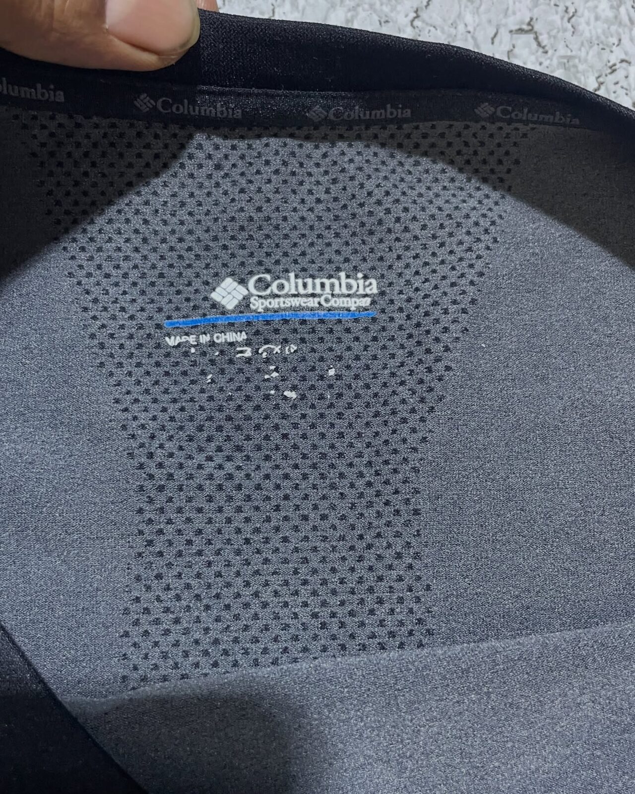 Columbia Black simple back view
