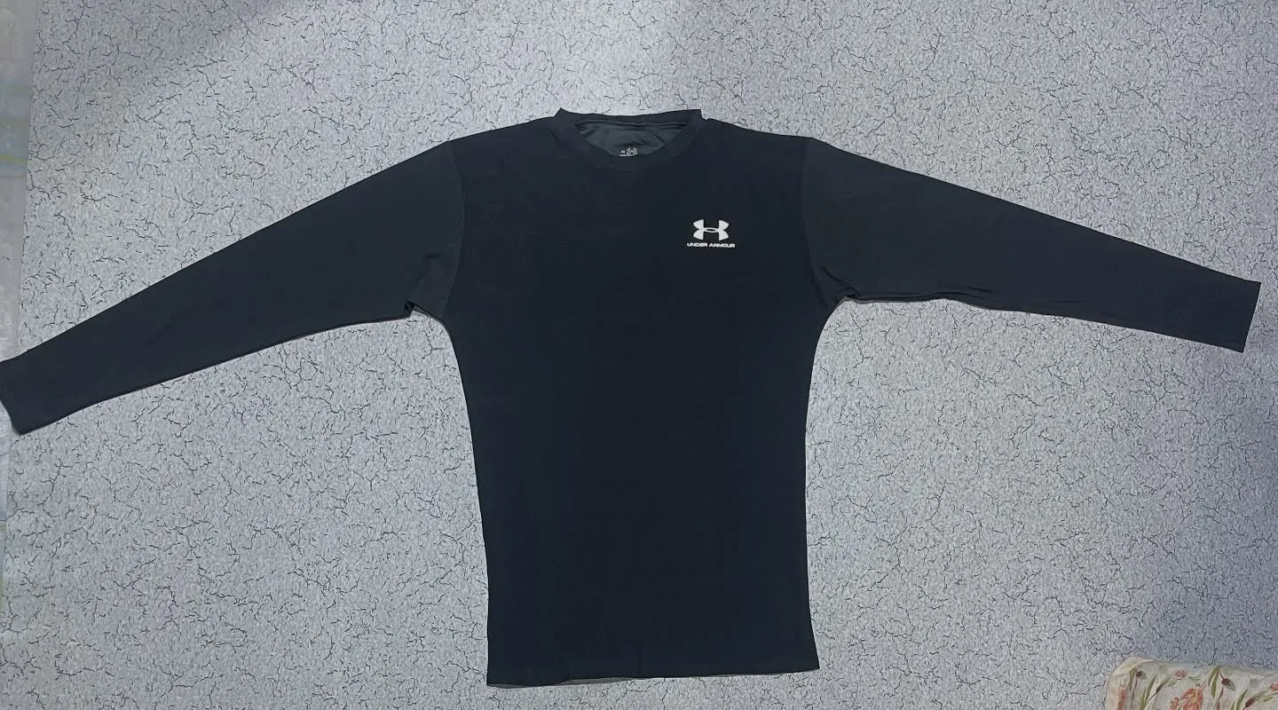Under Armour Black simple front view