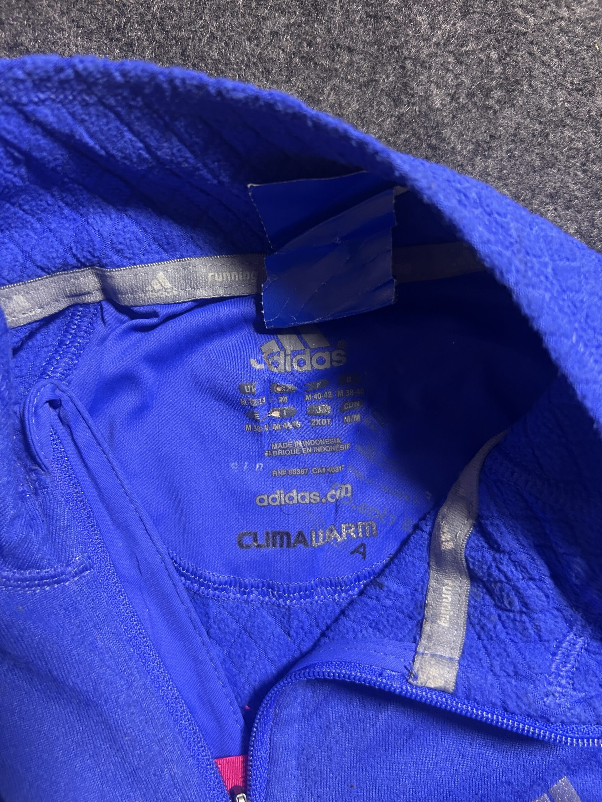 Adidas Blue Sweatshirt detail view
