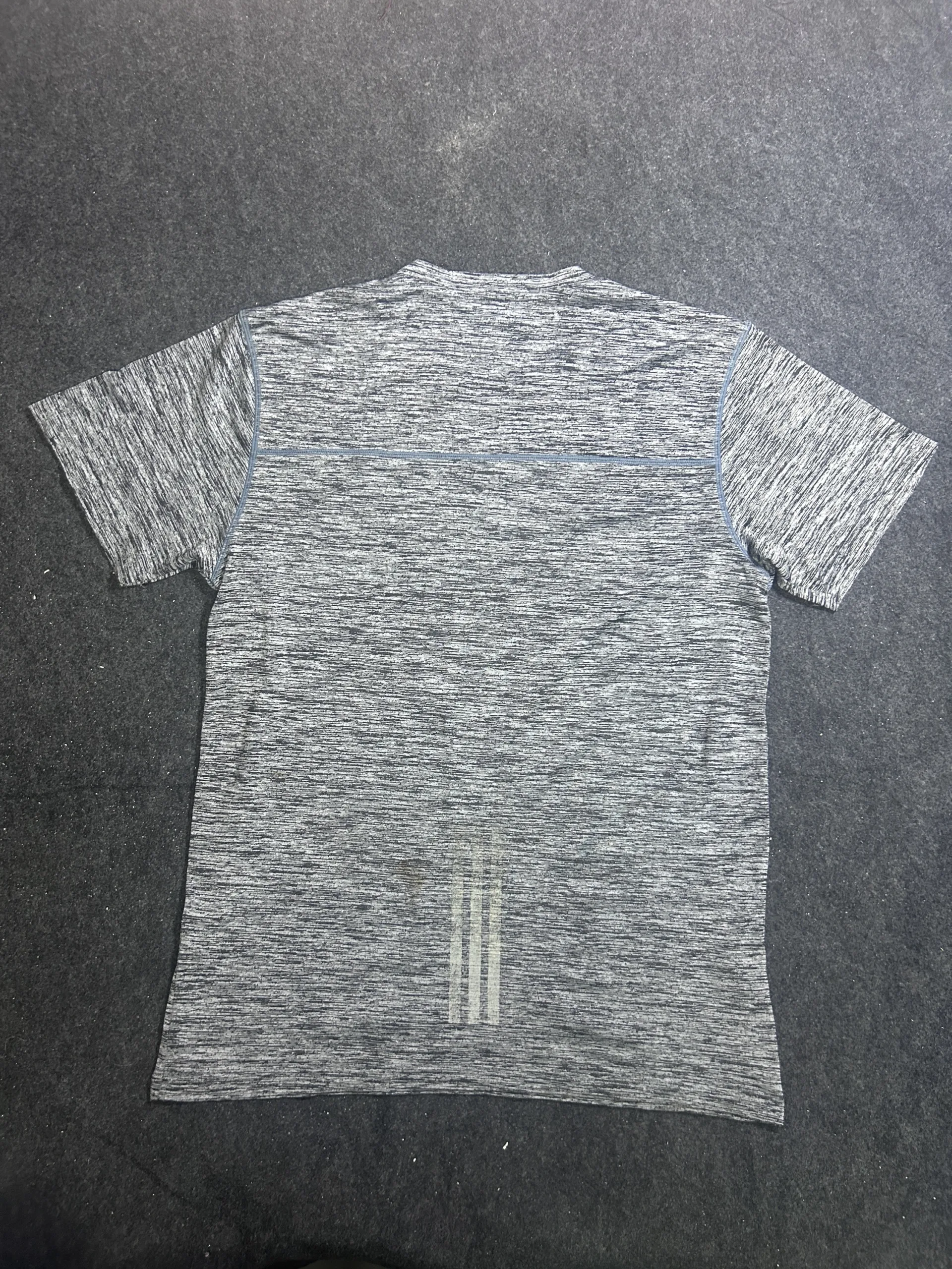 Adidas Grey T-Shirt detail view