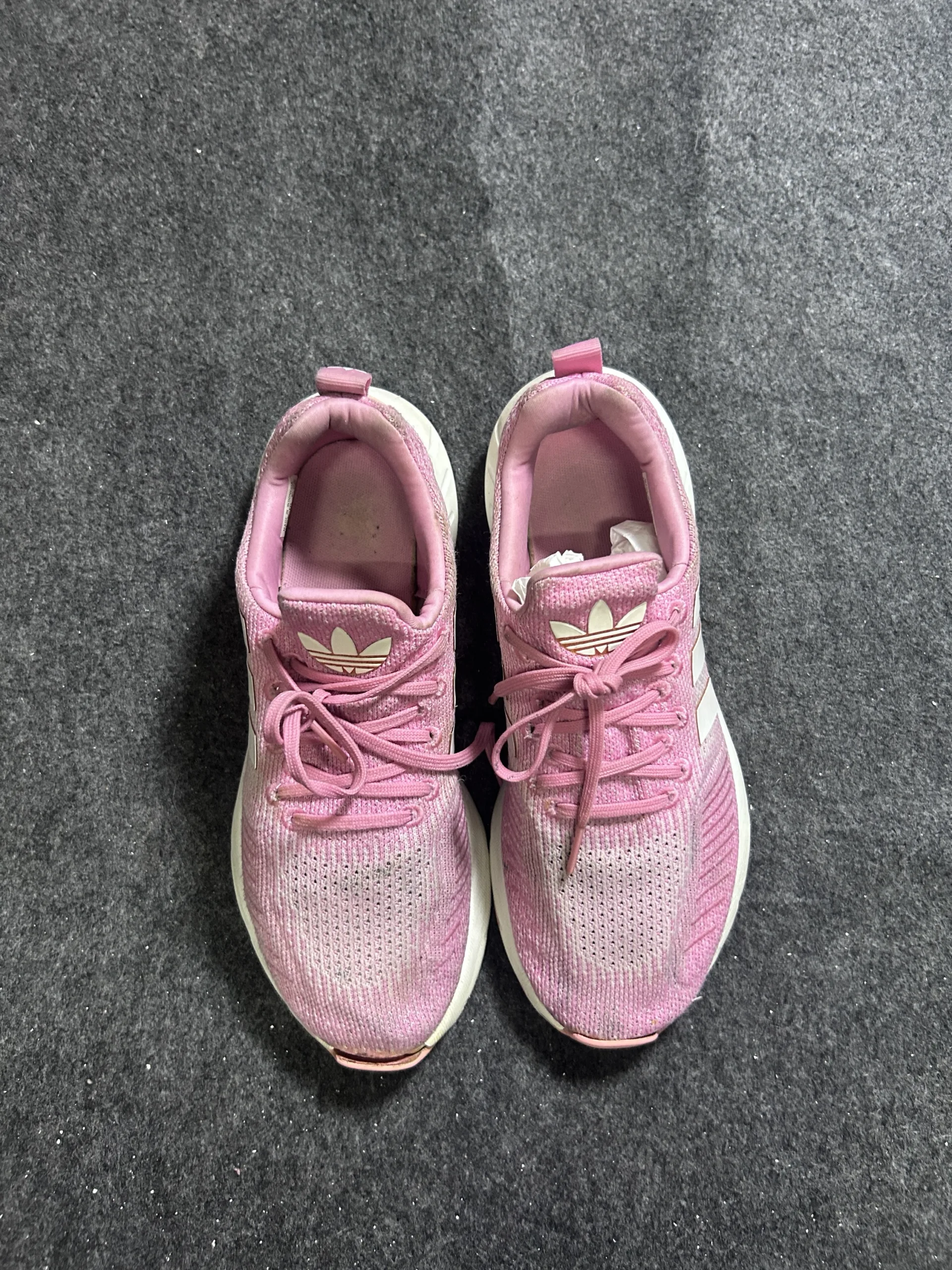 Adidas simple alternate view