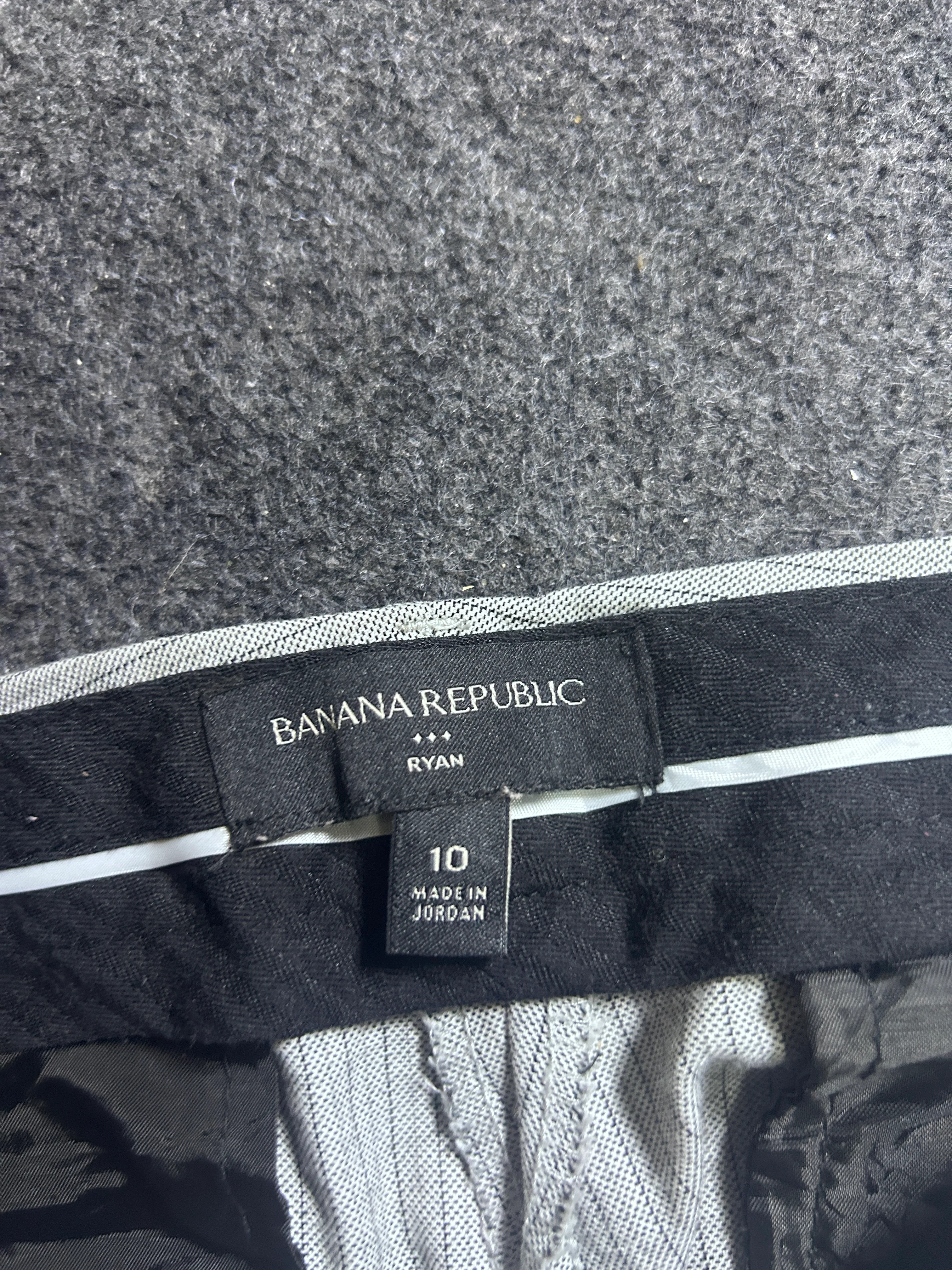 Grey Trousers detail view