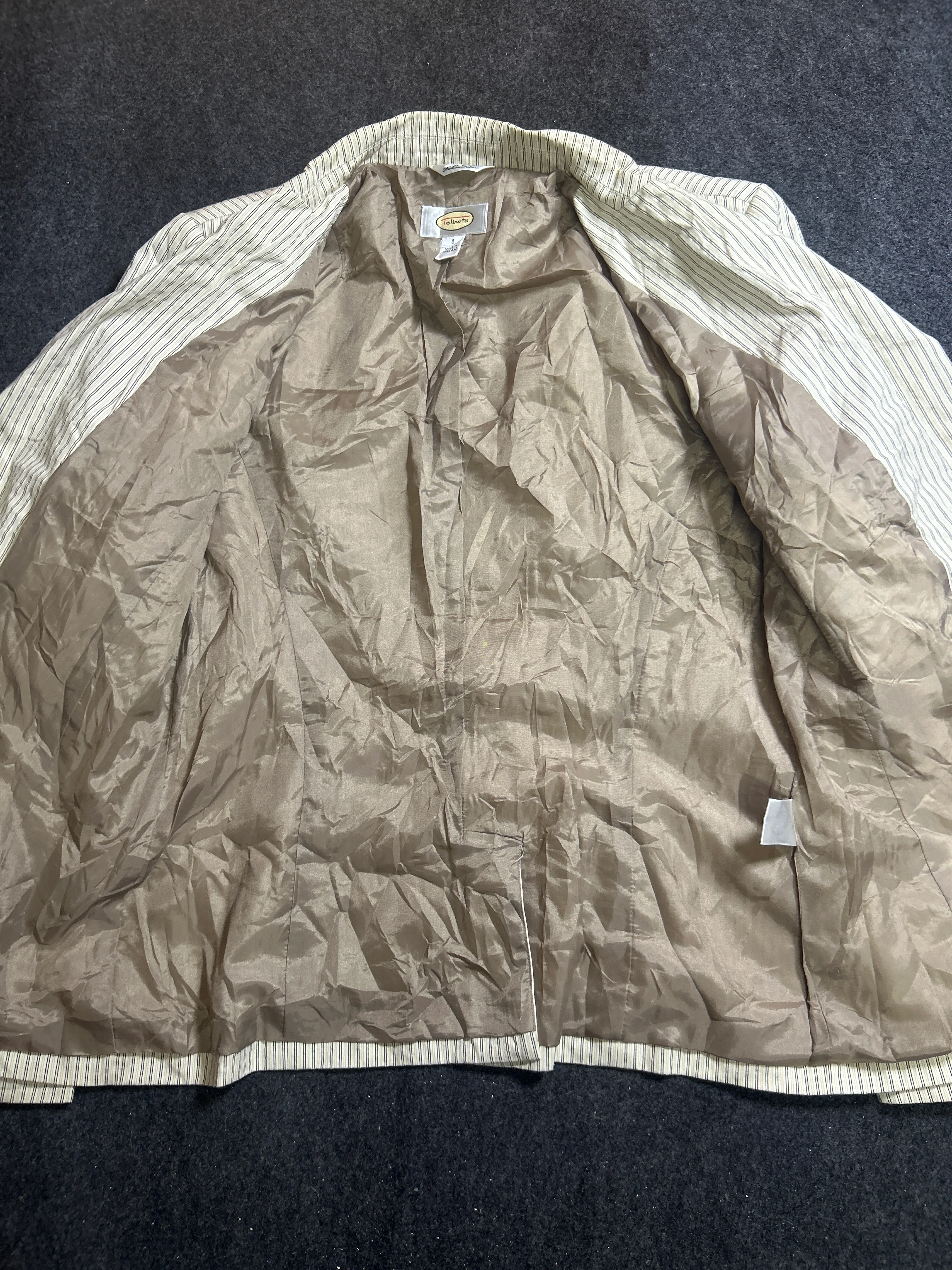 Jacket back view