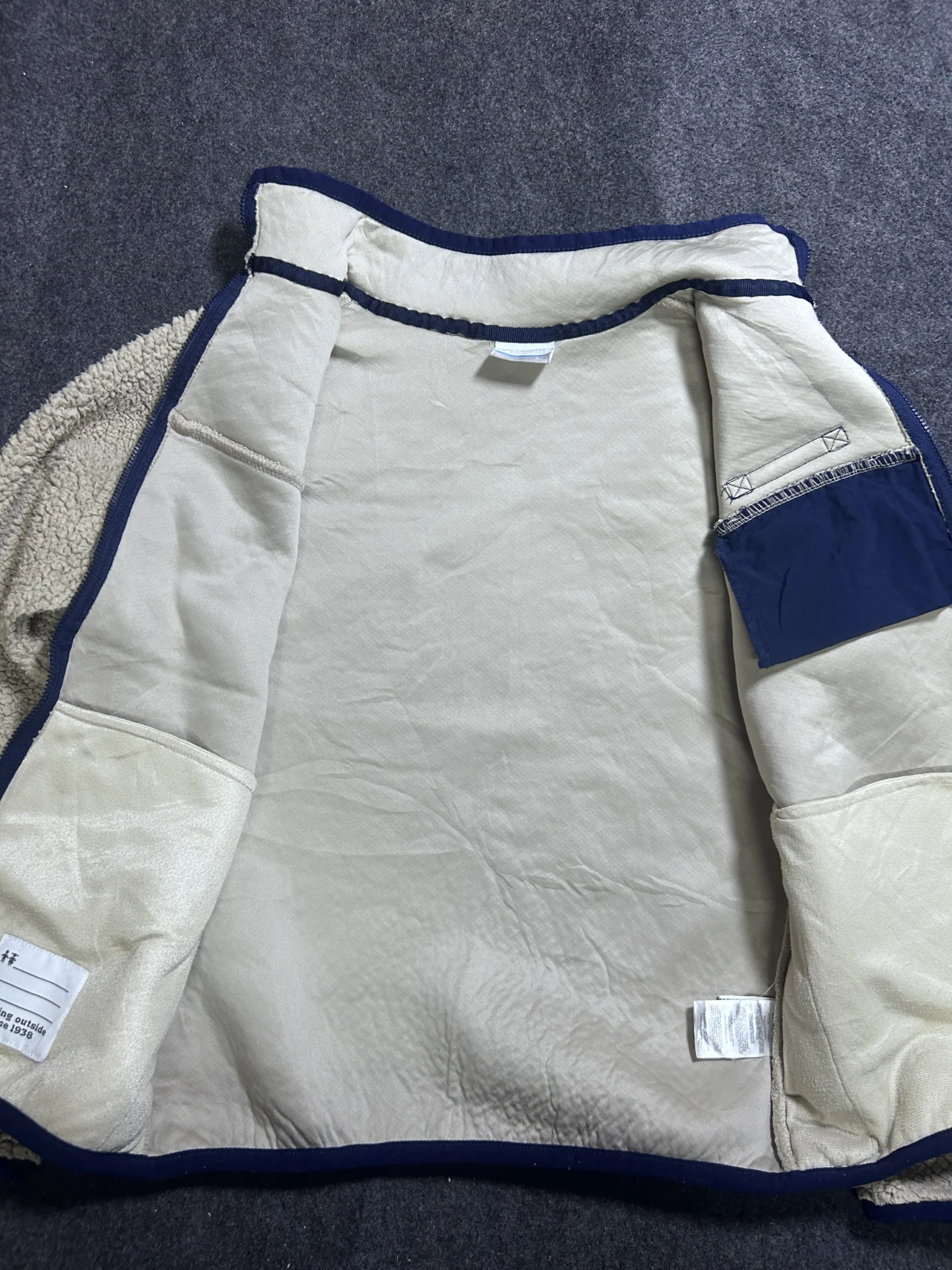 Columbia White Fleece Jacket back view
