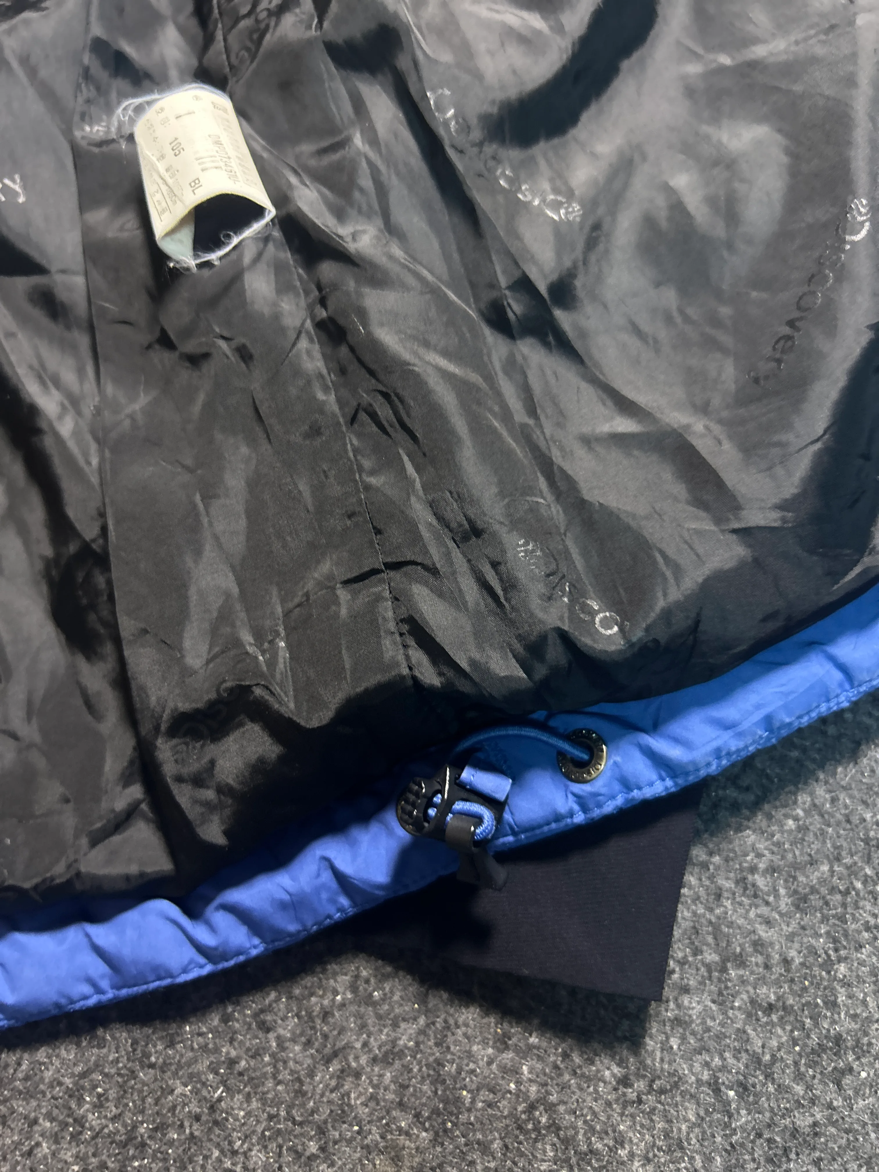 Blue Jacket detail view