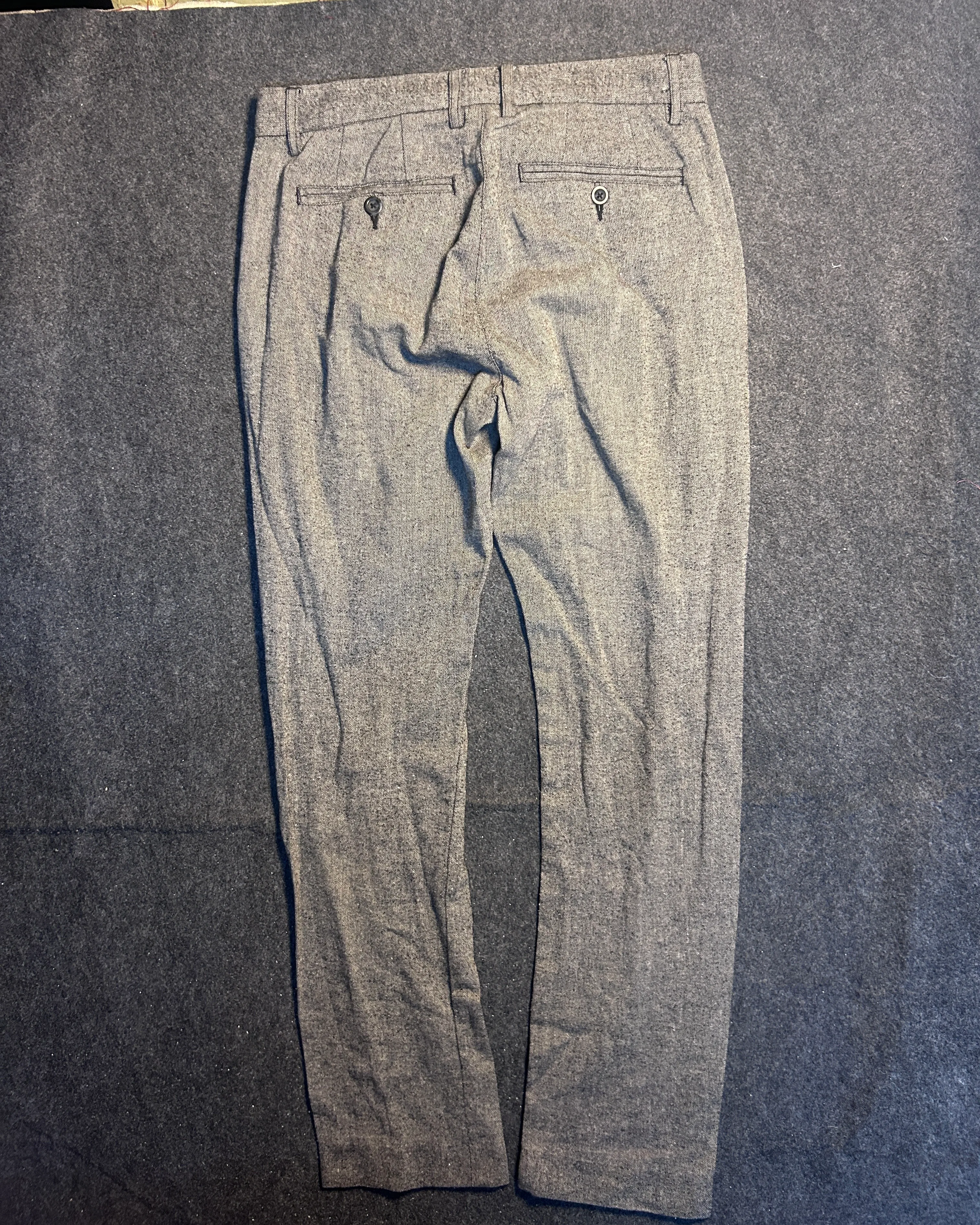Grey Pants detail view