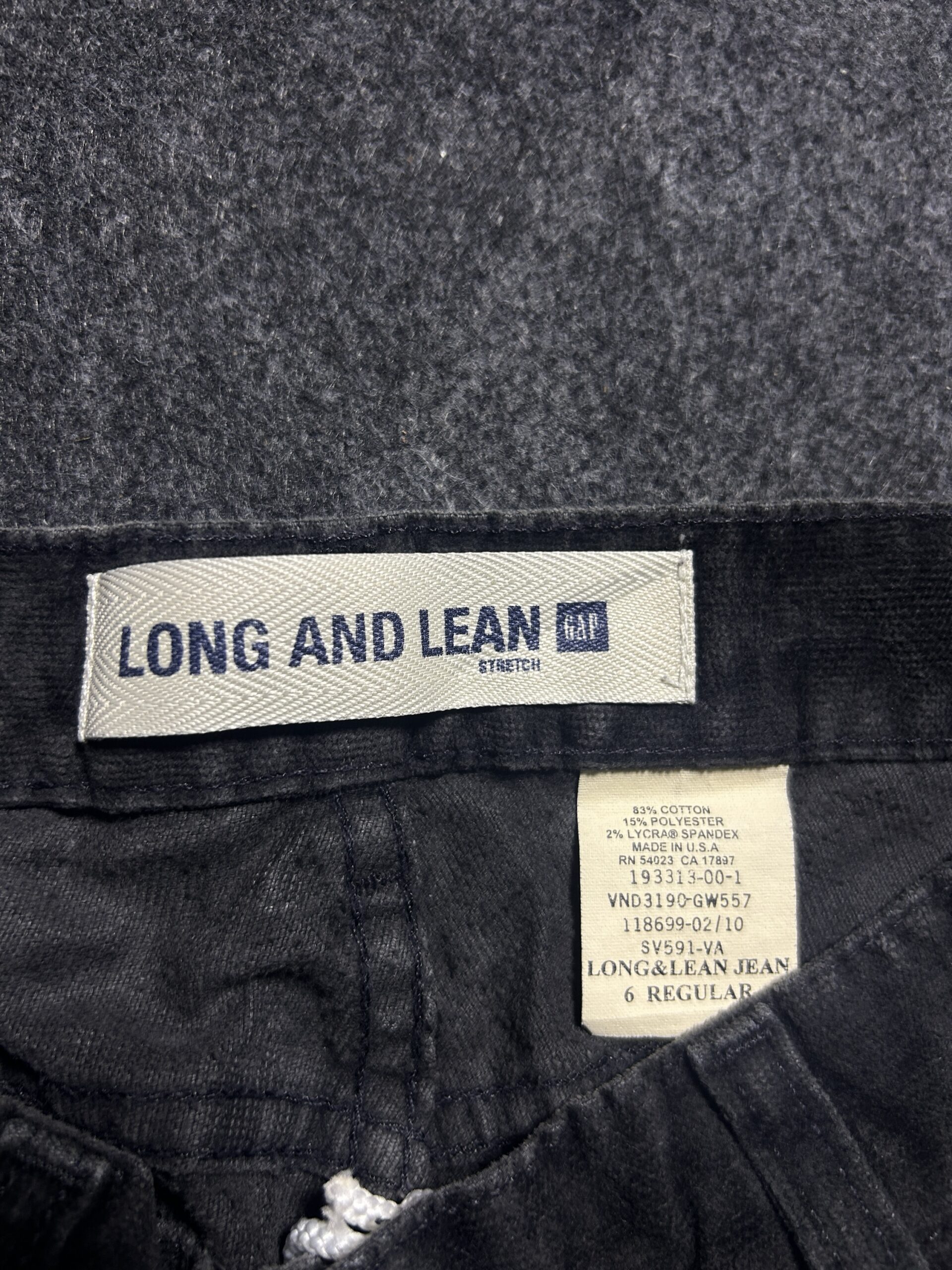 GAP Black Jeans detail view