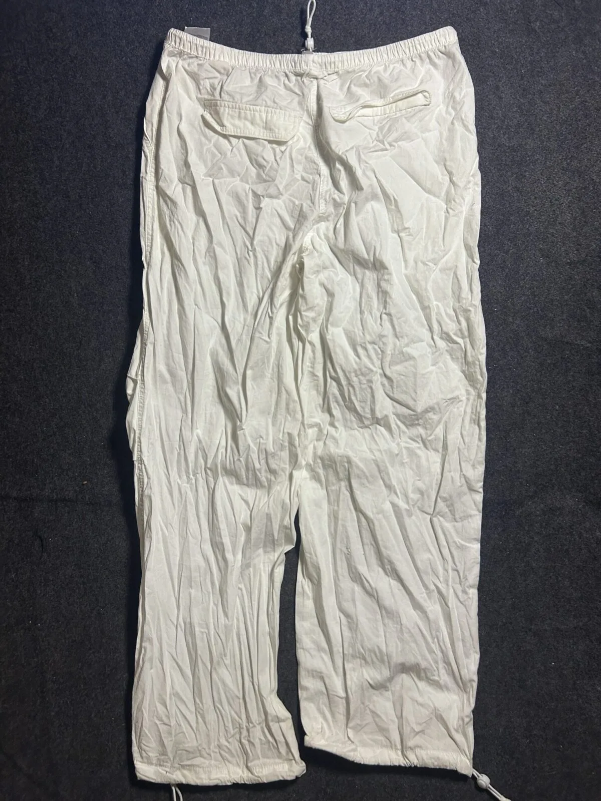 White Pants alternate view