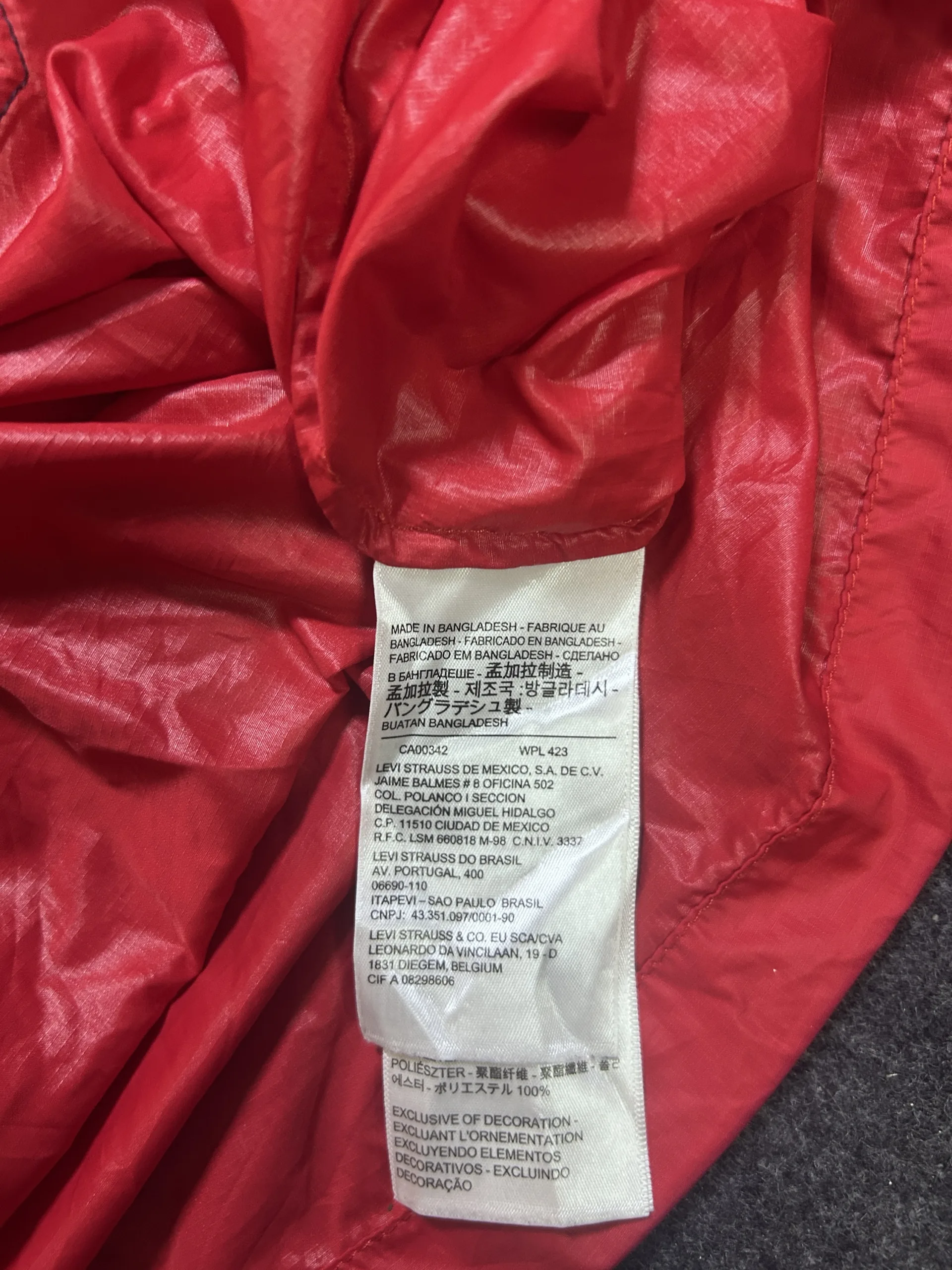 Levi's Windbreaker Jacket back view