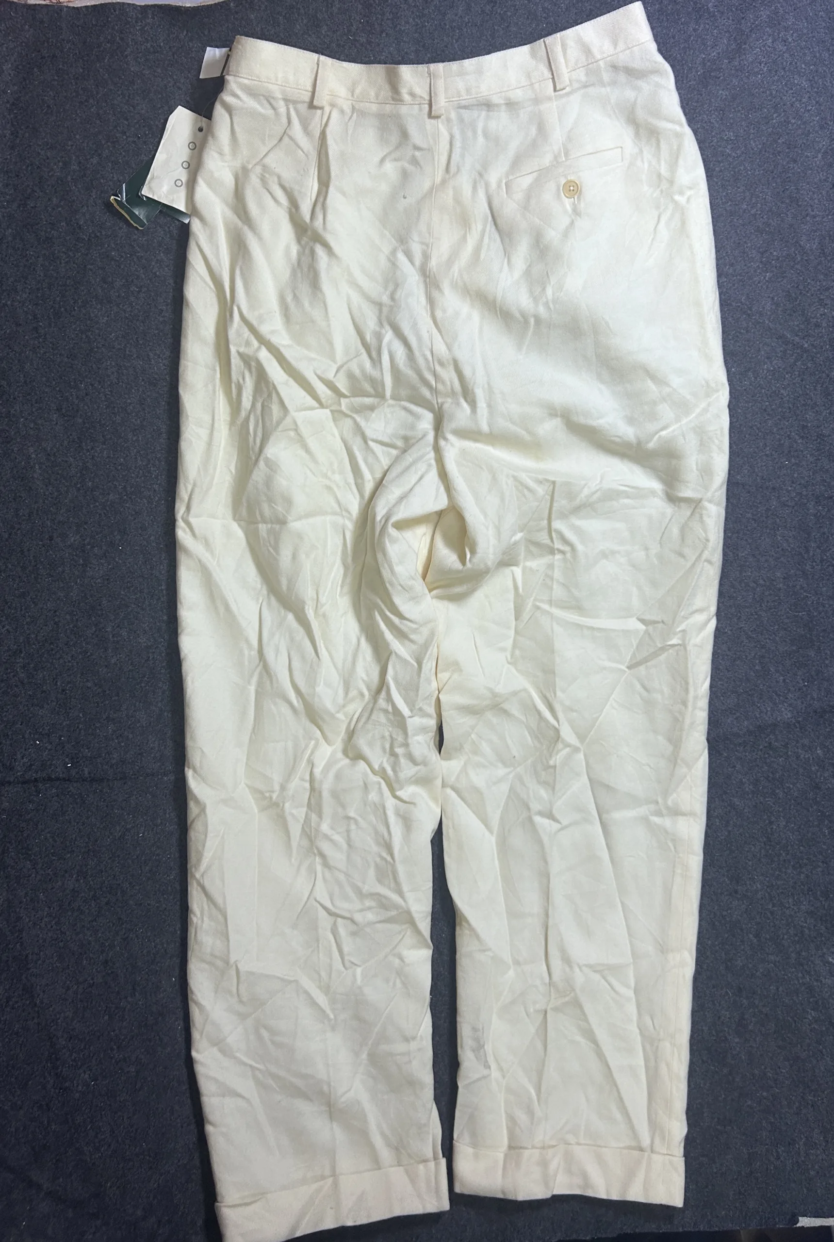 Lauren Ralph Lauren Trousers detail view