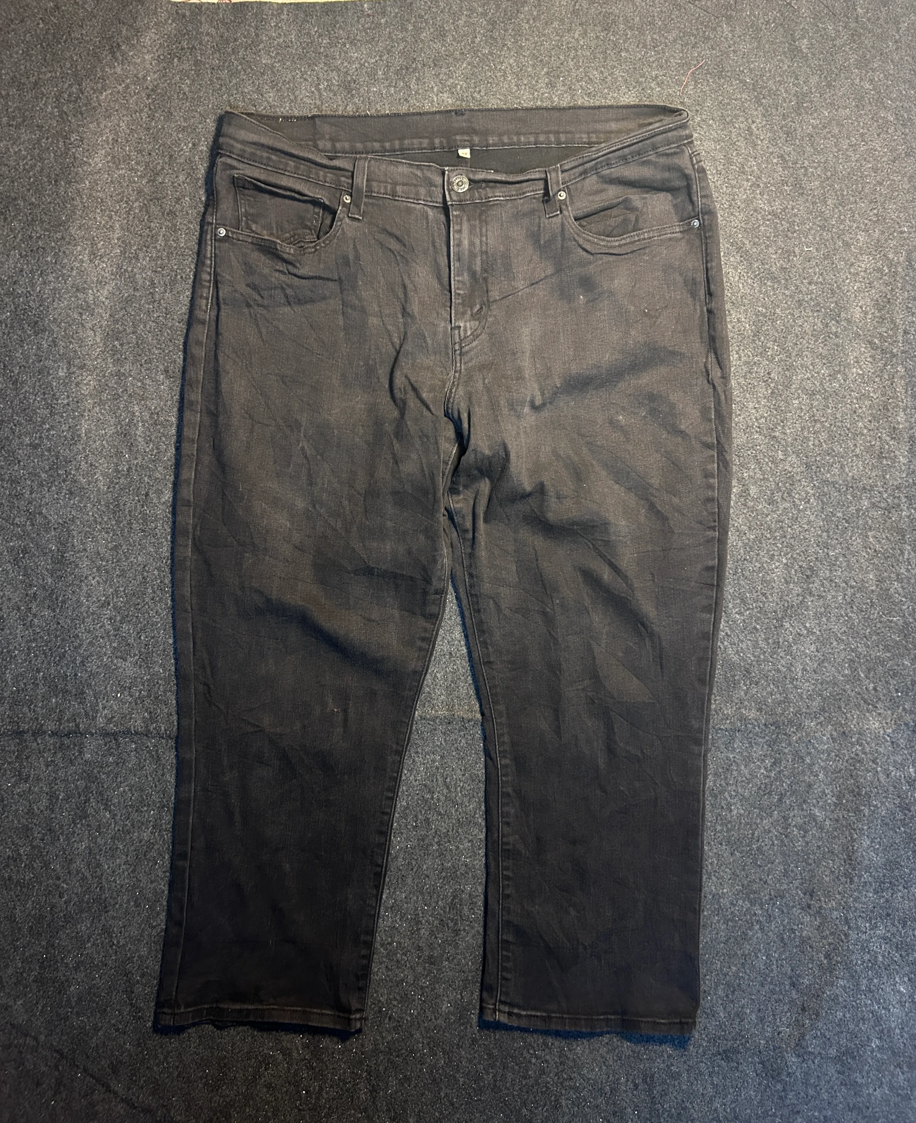 Levi's Black Denim Jeans front view