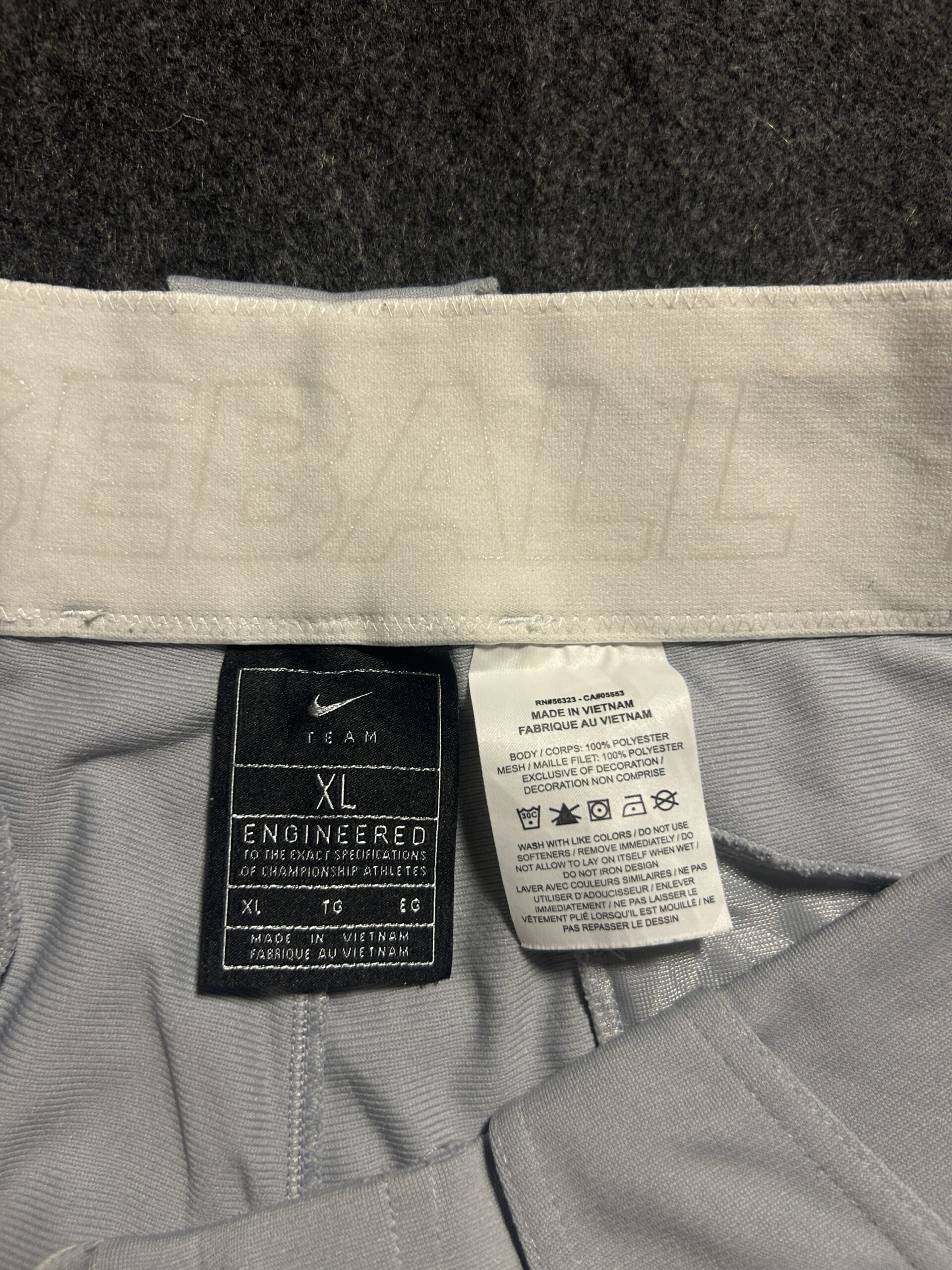 Nike Grey Pants detail view
