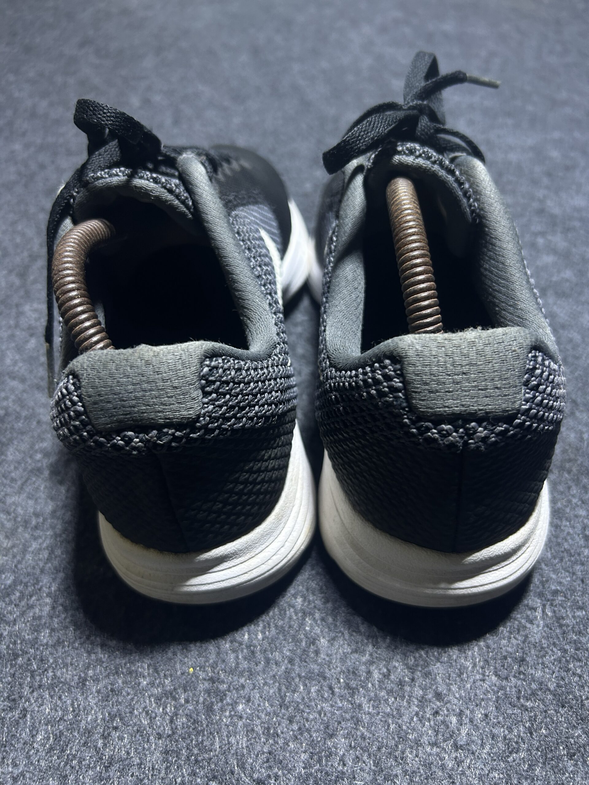 Nike Black simple detail view