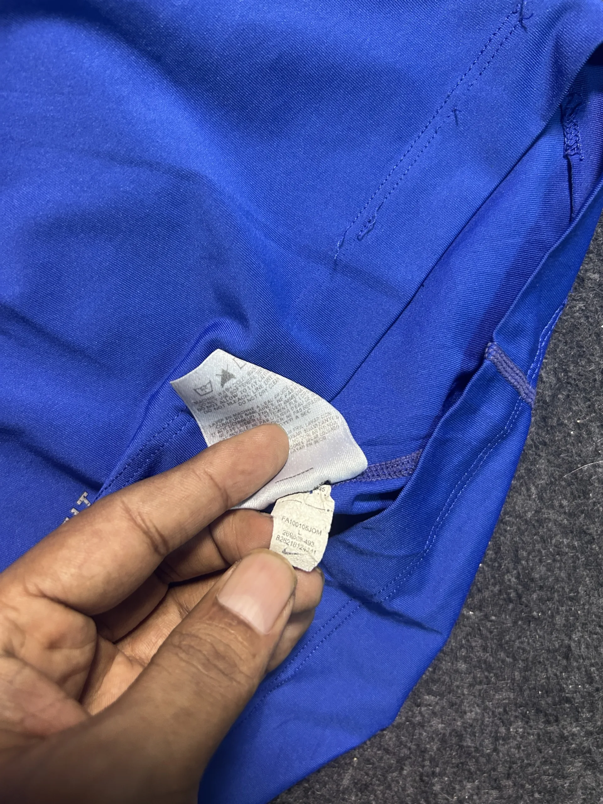 Nike Dri-FIT Blue T-Shirt detail view