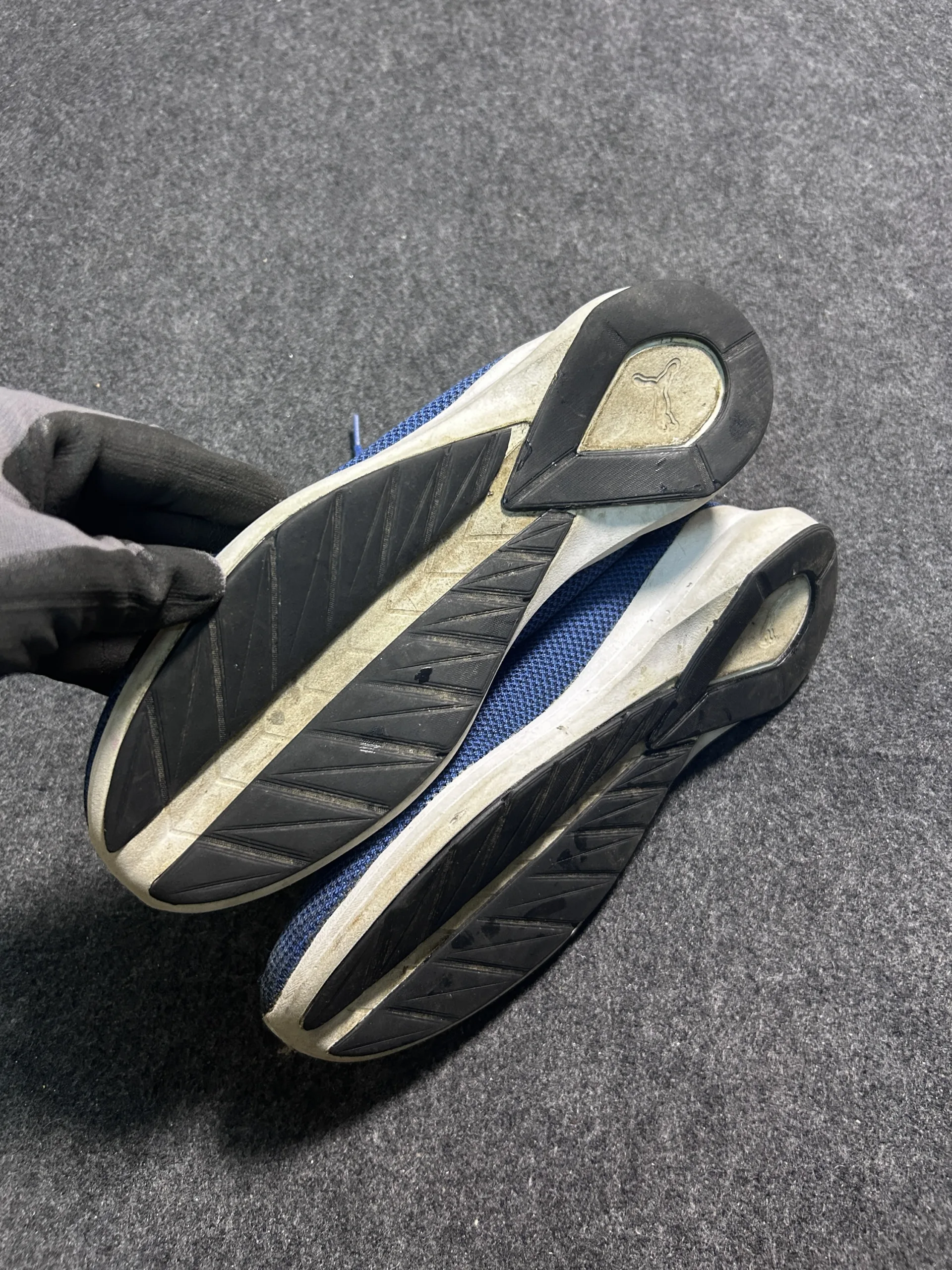 Nike Black simple back view