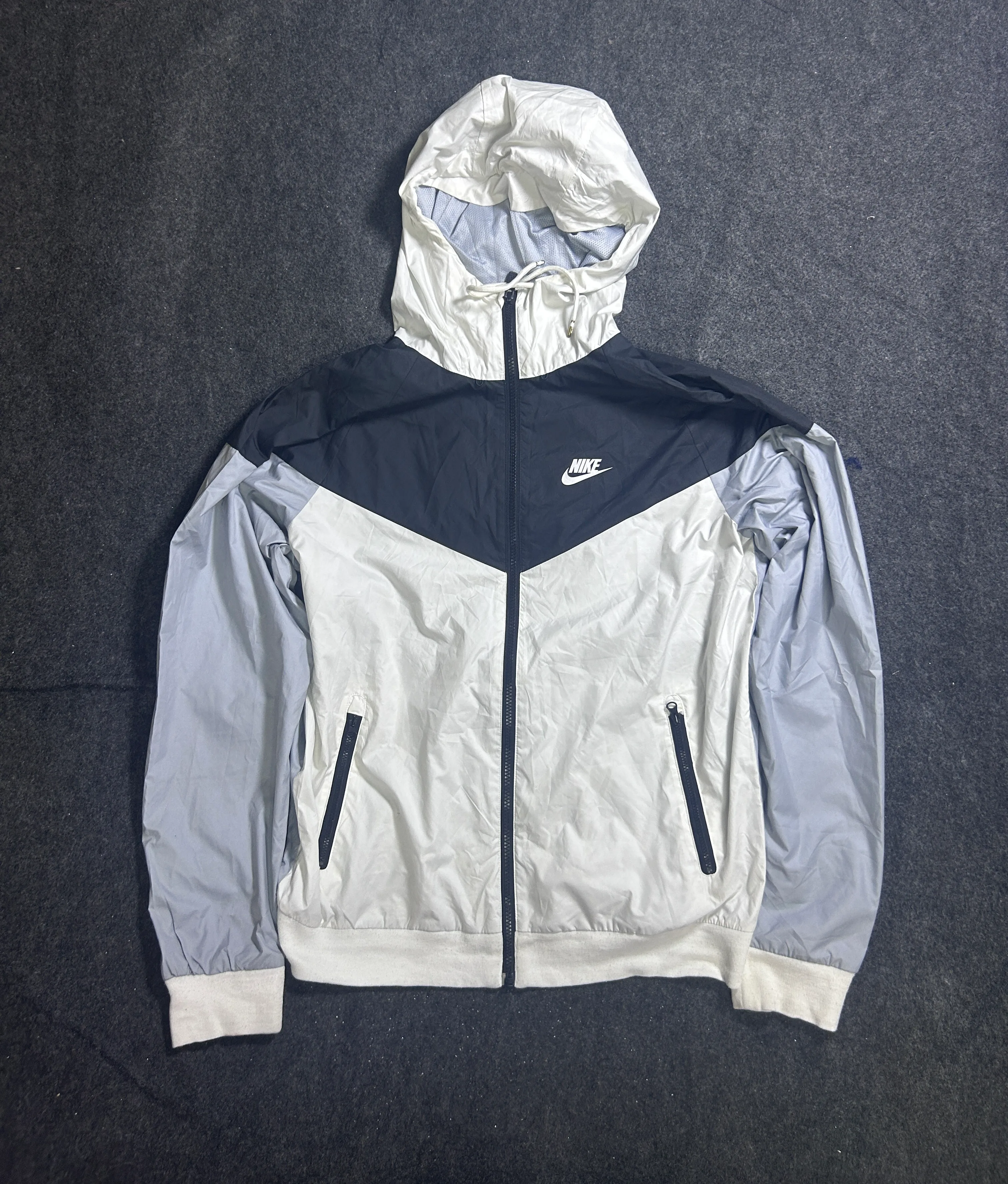 Nike Windbreaker Jacket front view