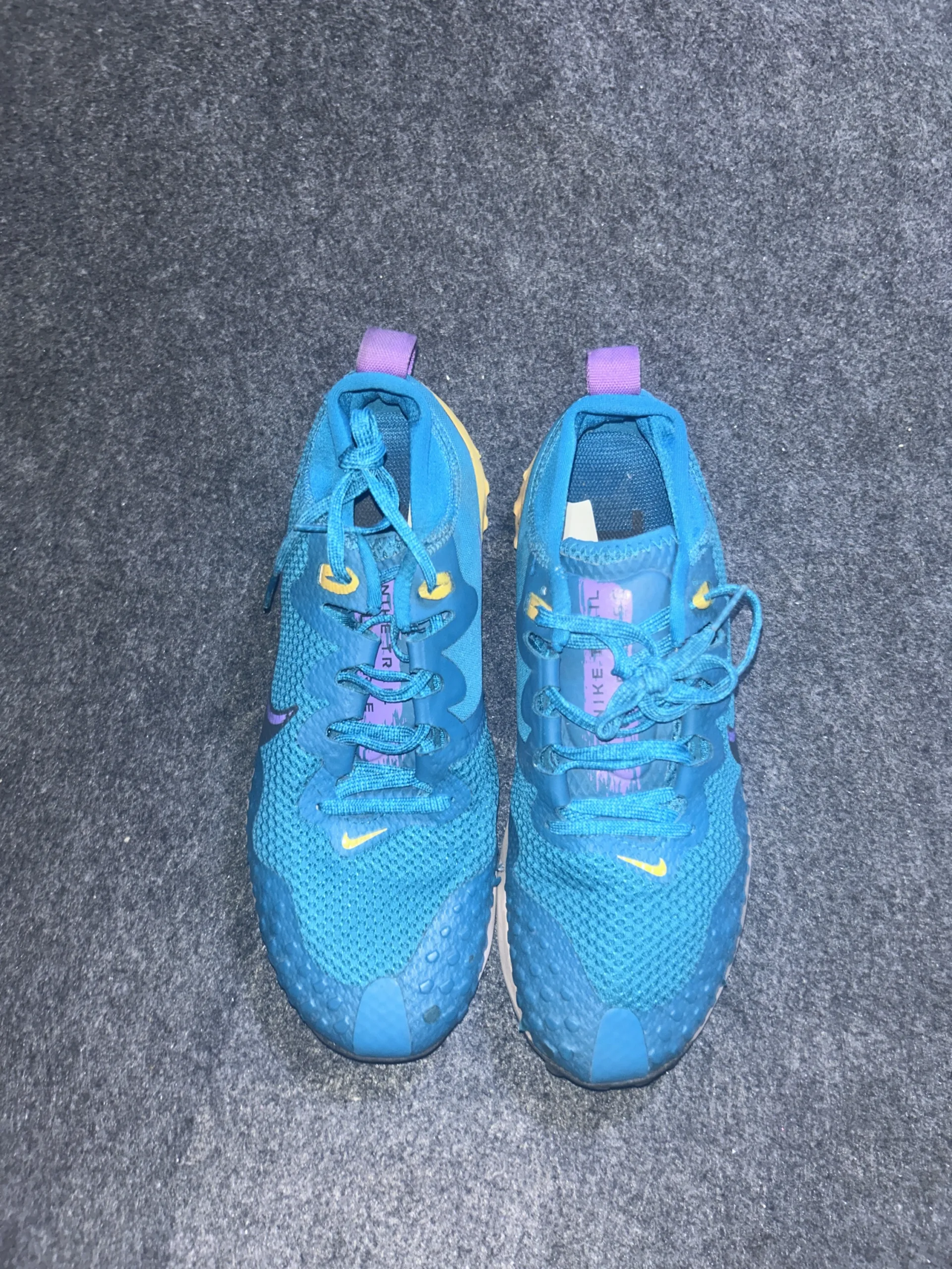 Nike simple detail view