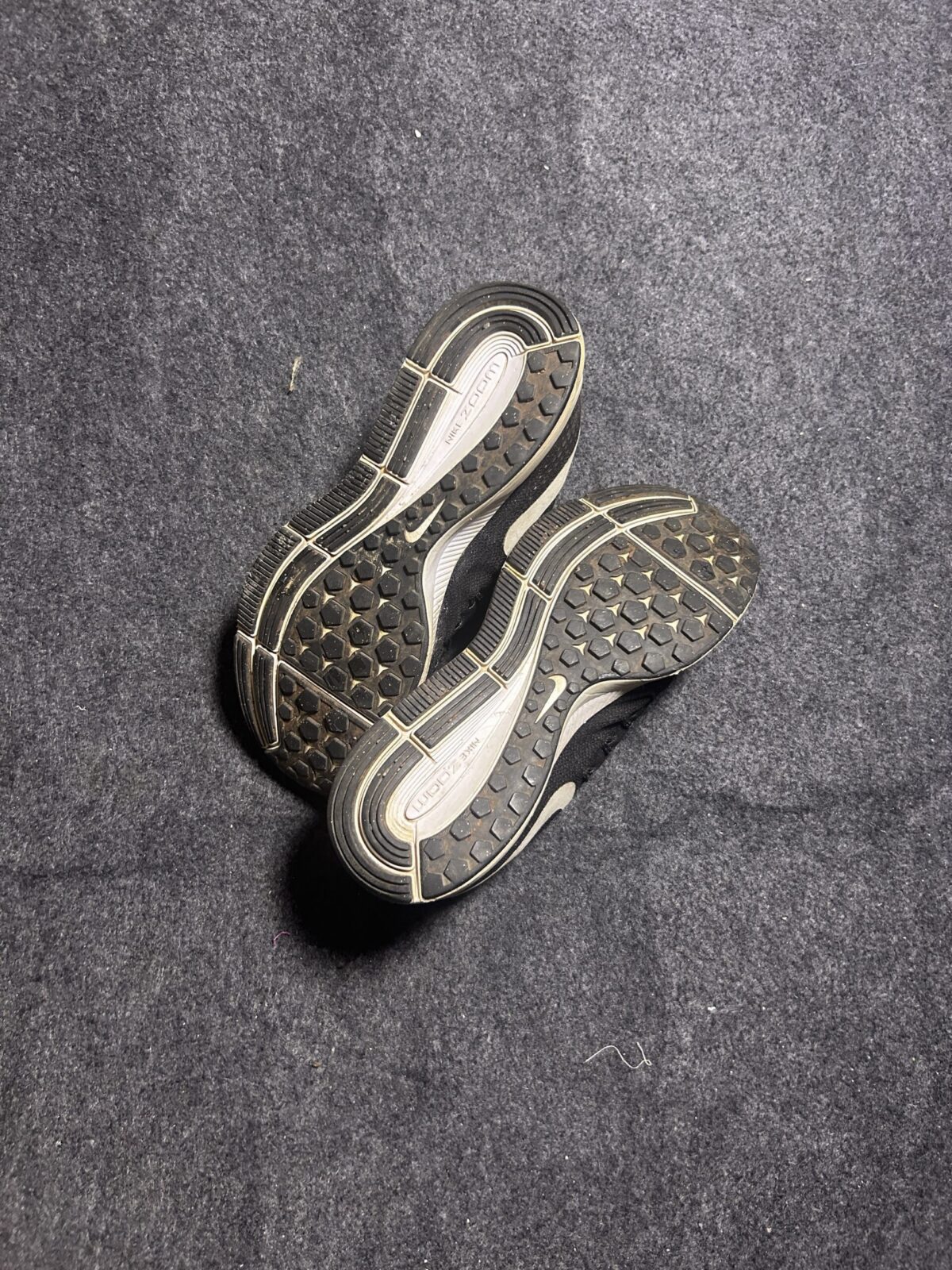 Nike Black simple detail view