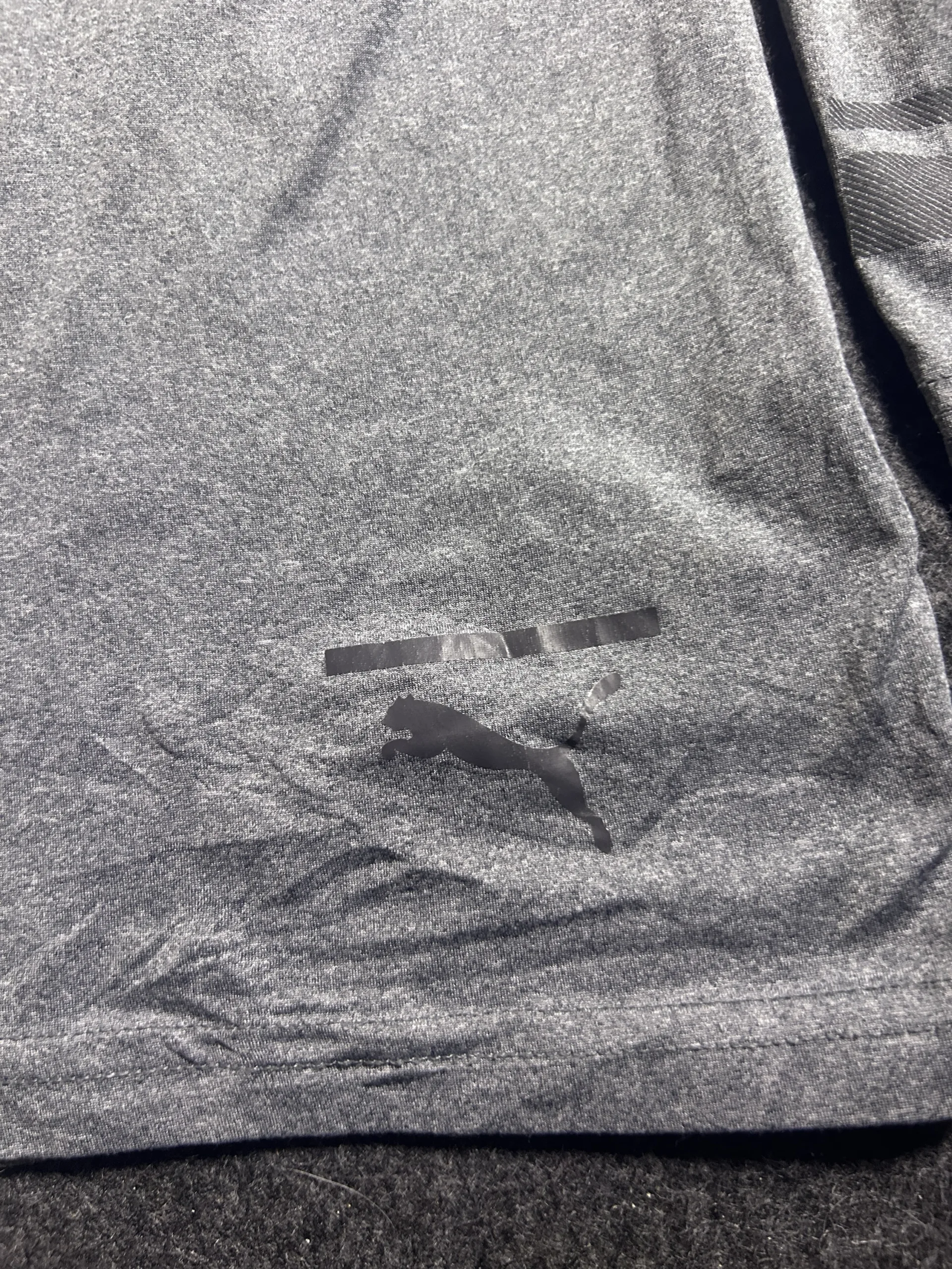 Puma T-Shirt detail view