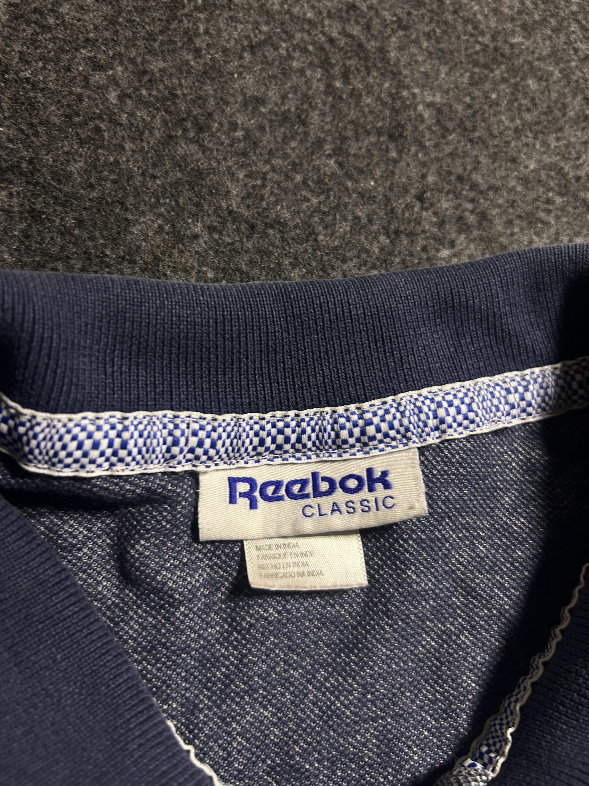 Reebok Navy T-Shirt detail view