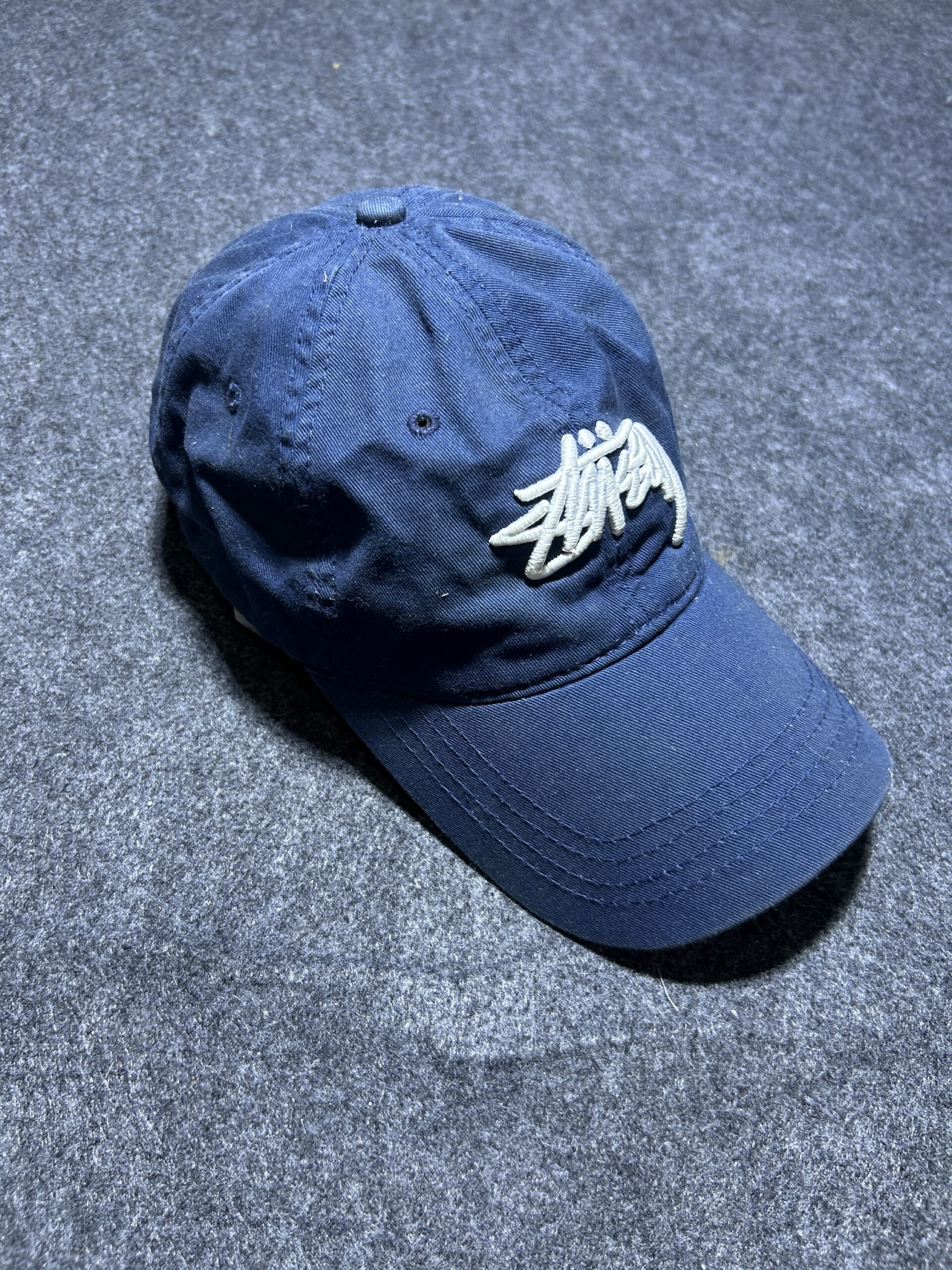 Navy simple detail view