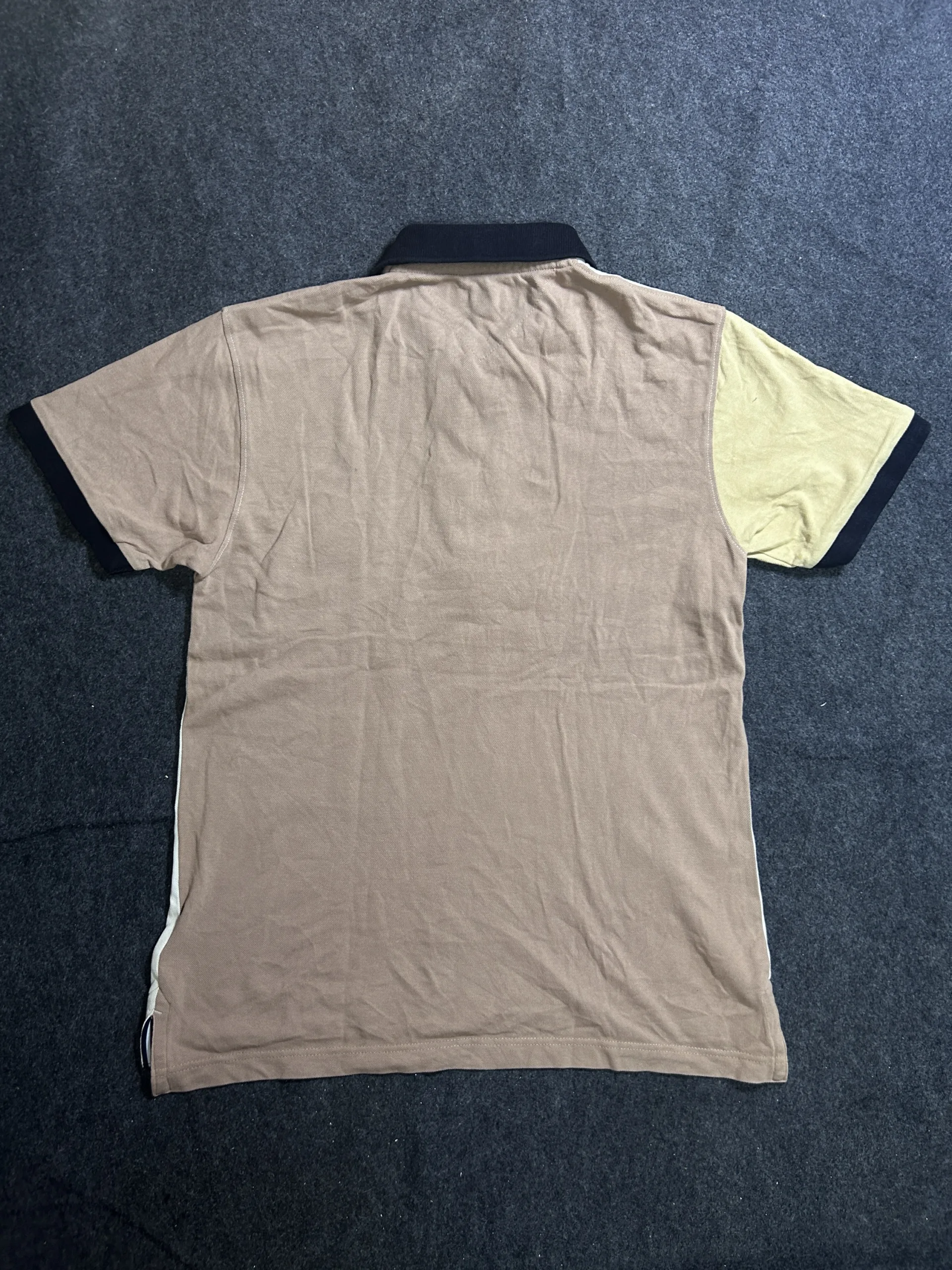 Tommy Hilfiger T-Shirt detail view