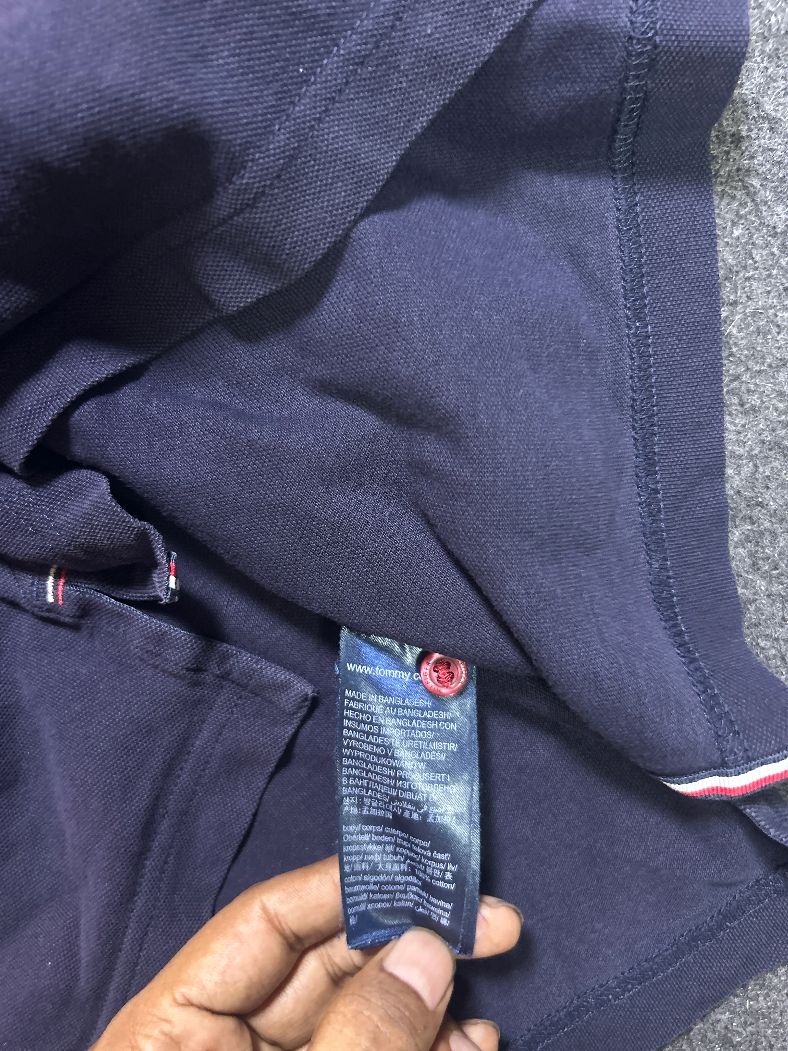 Tommy Hilfiger Navy T-Shirt detail view