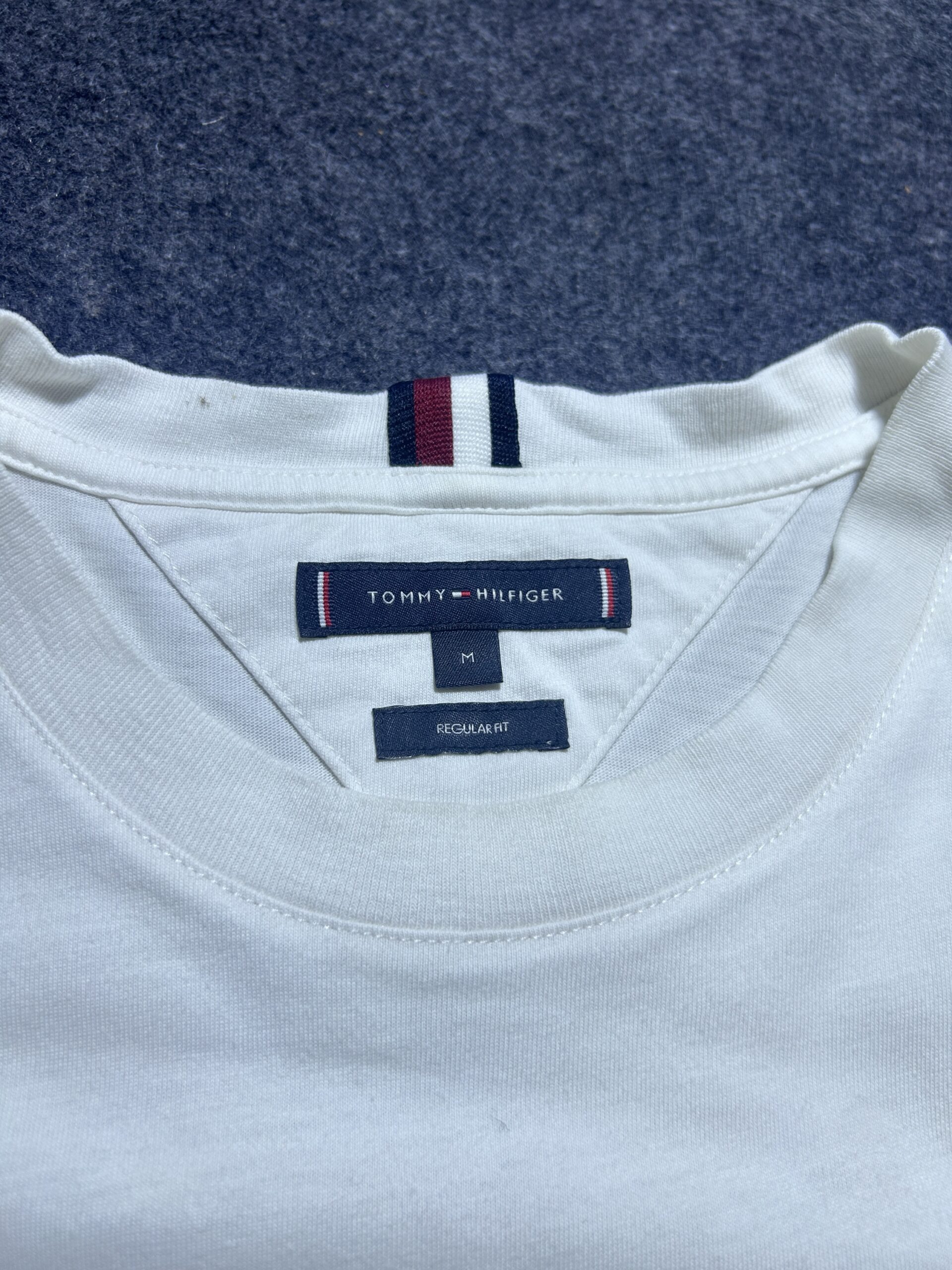 Tommy Hilfiger T-Shirt detail view