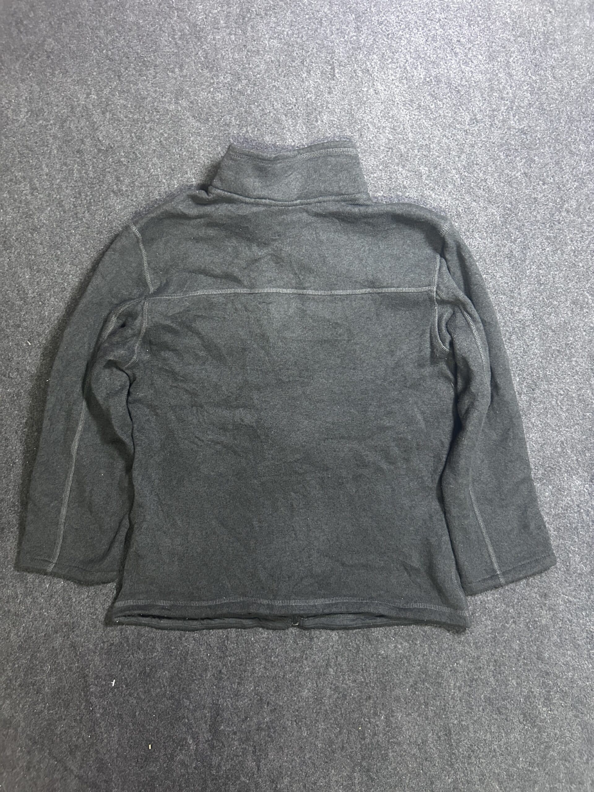 The North Face Black Fleece Jacket detail view