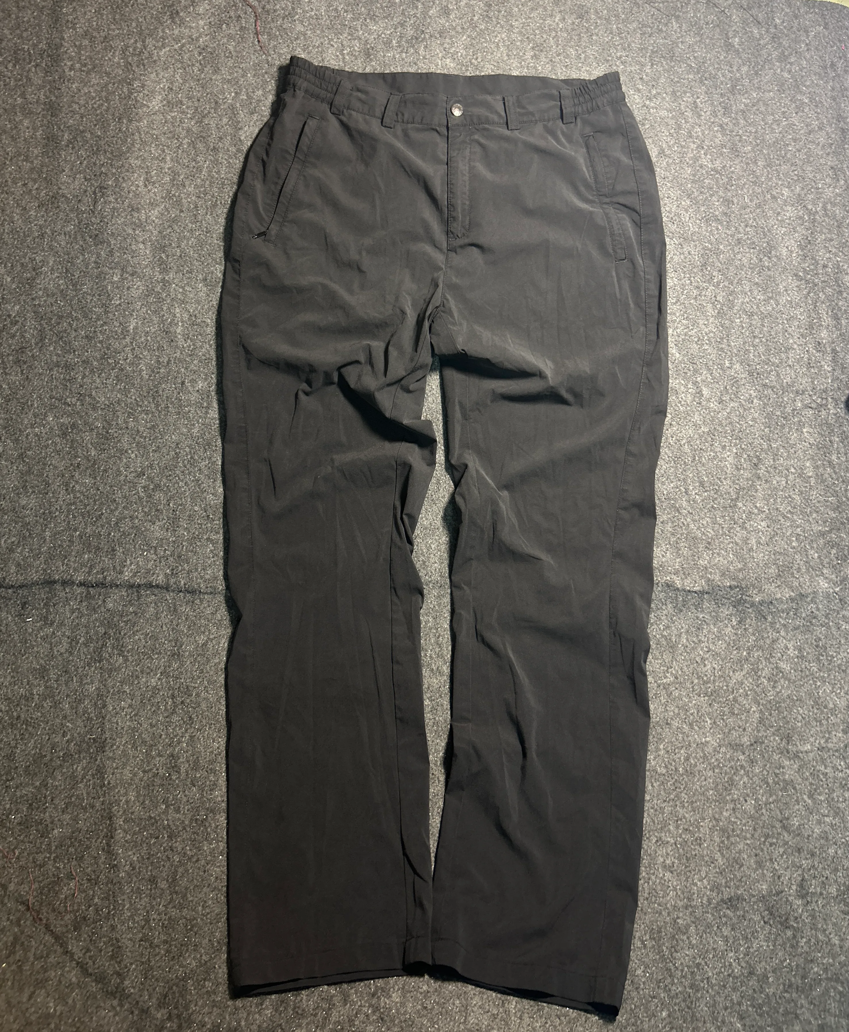 The North Face Black Pants front view