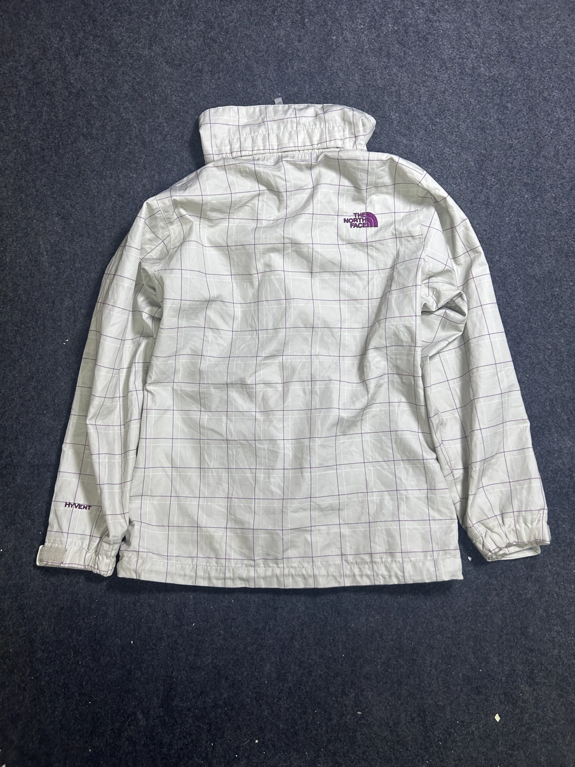 The North Face HyVent Beige Jacket detail view