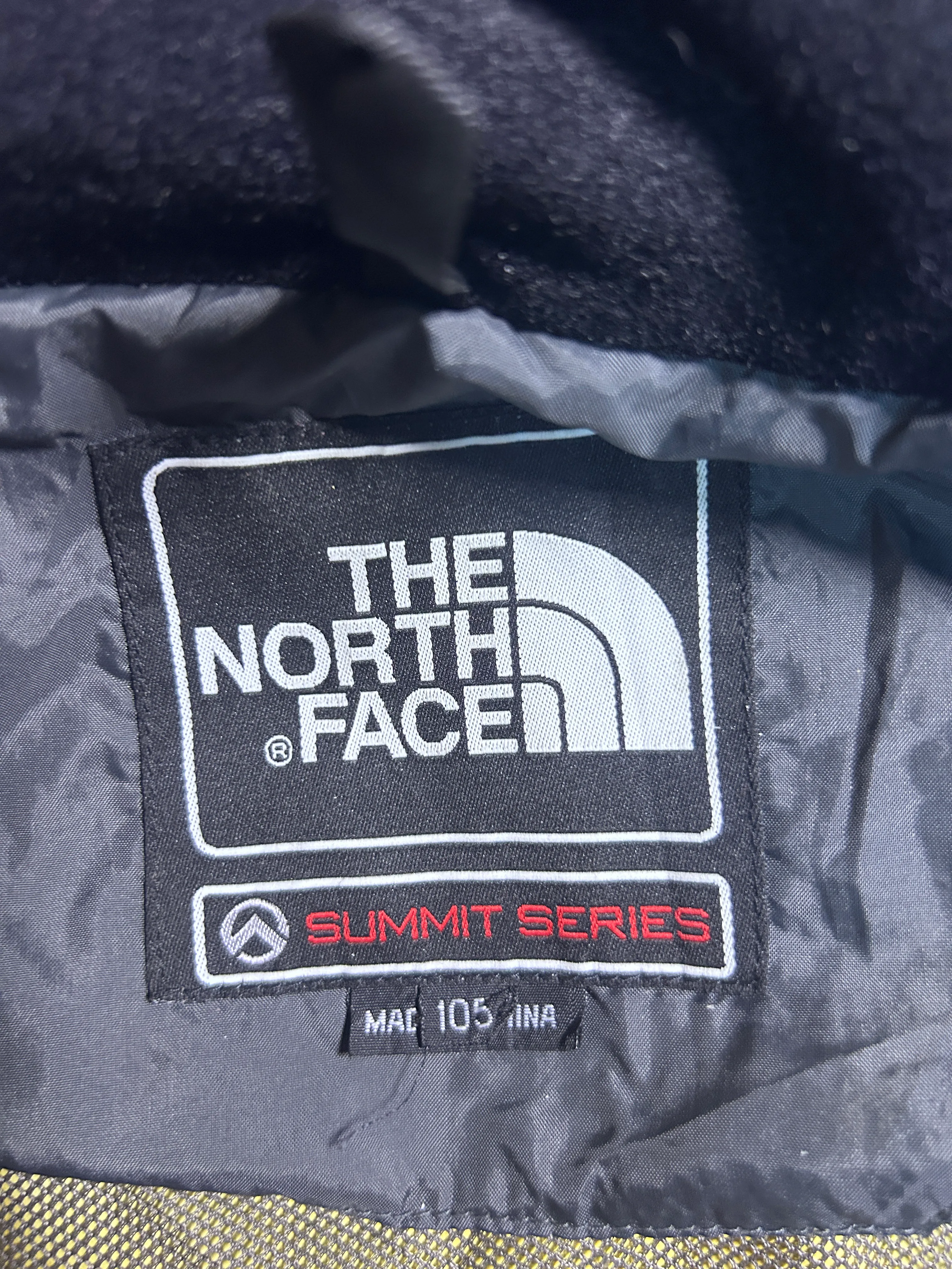 The North Face GORE-TEX Grey Jacket detail view