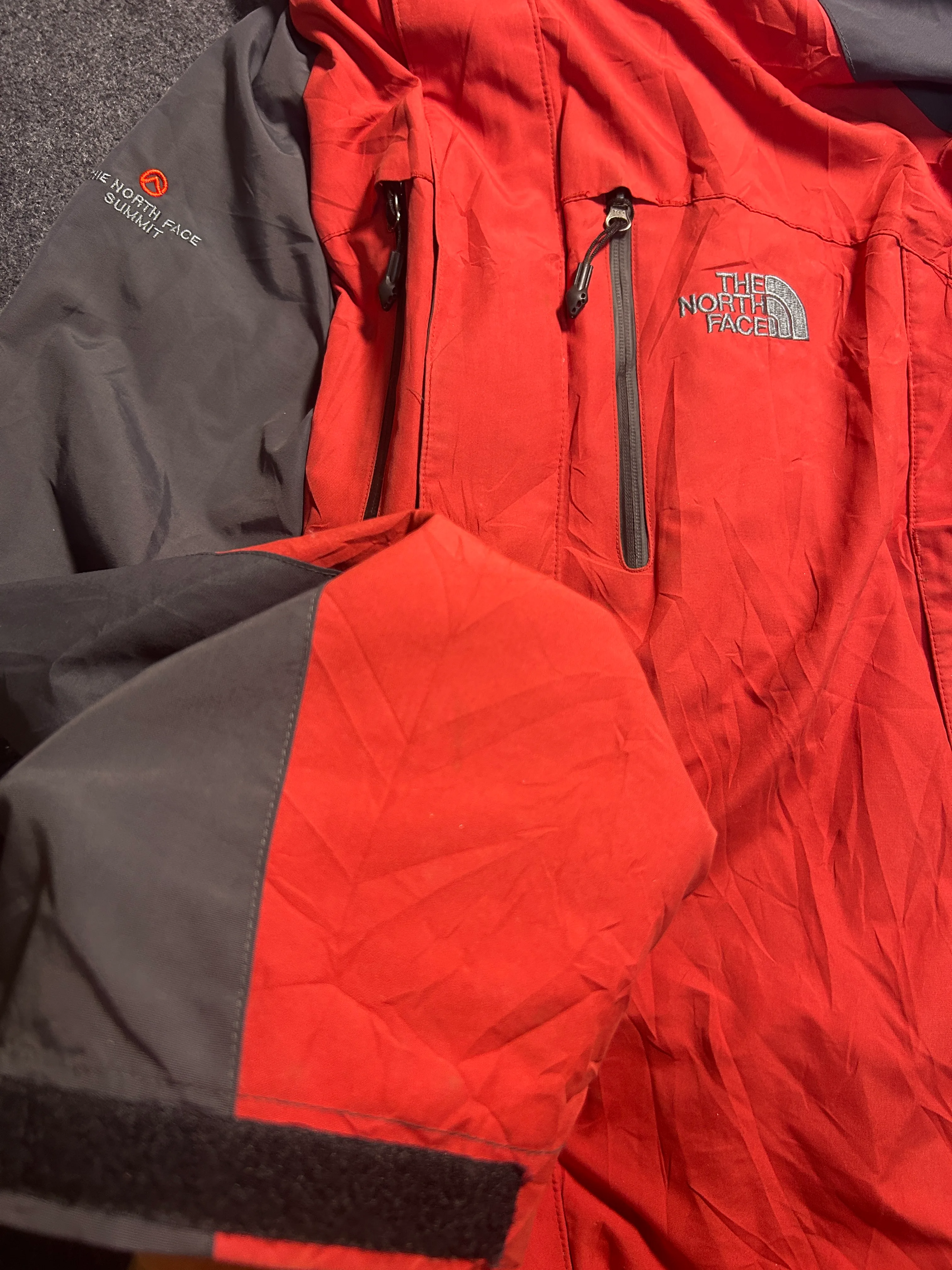 The North Face GORE-TEX Black Jacket alternate view
