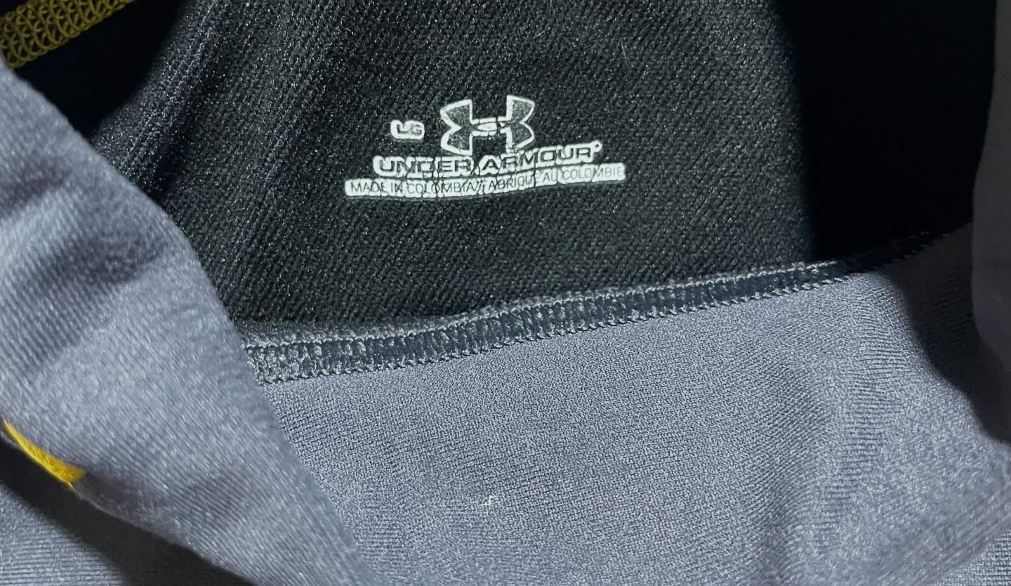 Under Armour Black T-Shirt detail view