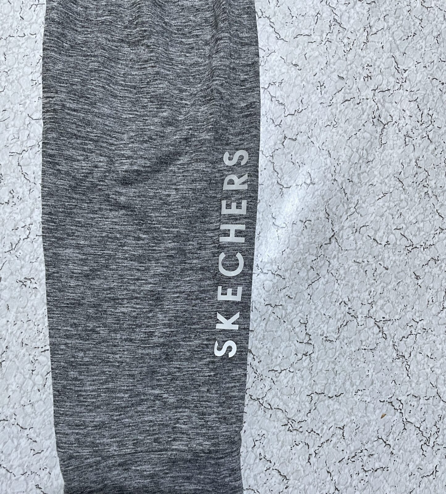 Sketchers T-Shirt detail view