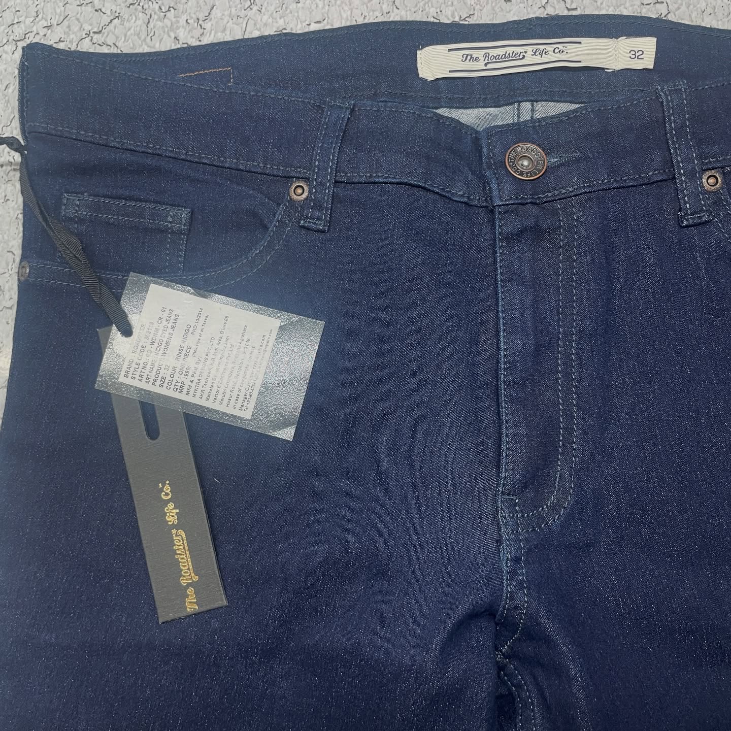 Blue Jeans alternate view