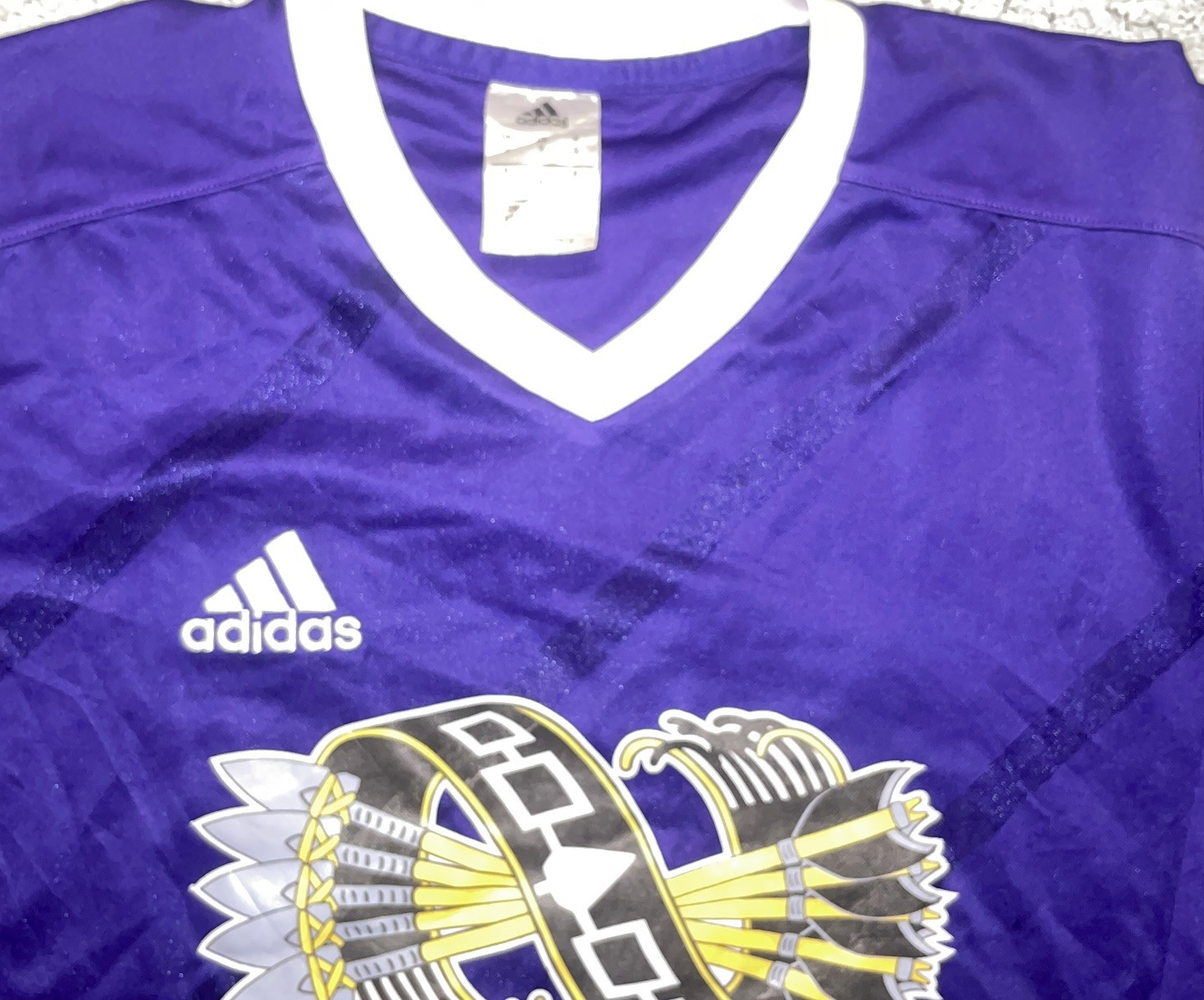 Adidas Jersey detail view