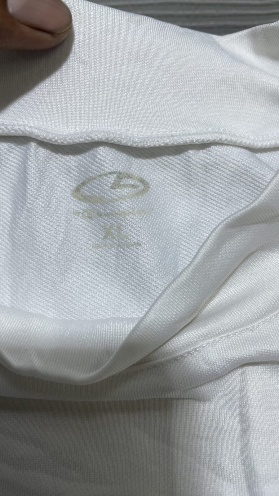 Champion White simple detail view