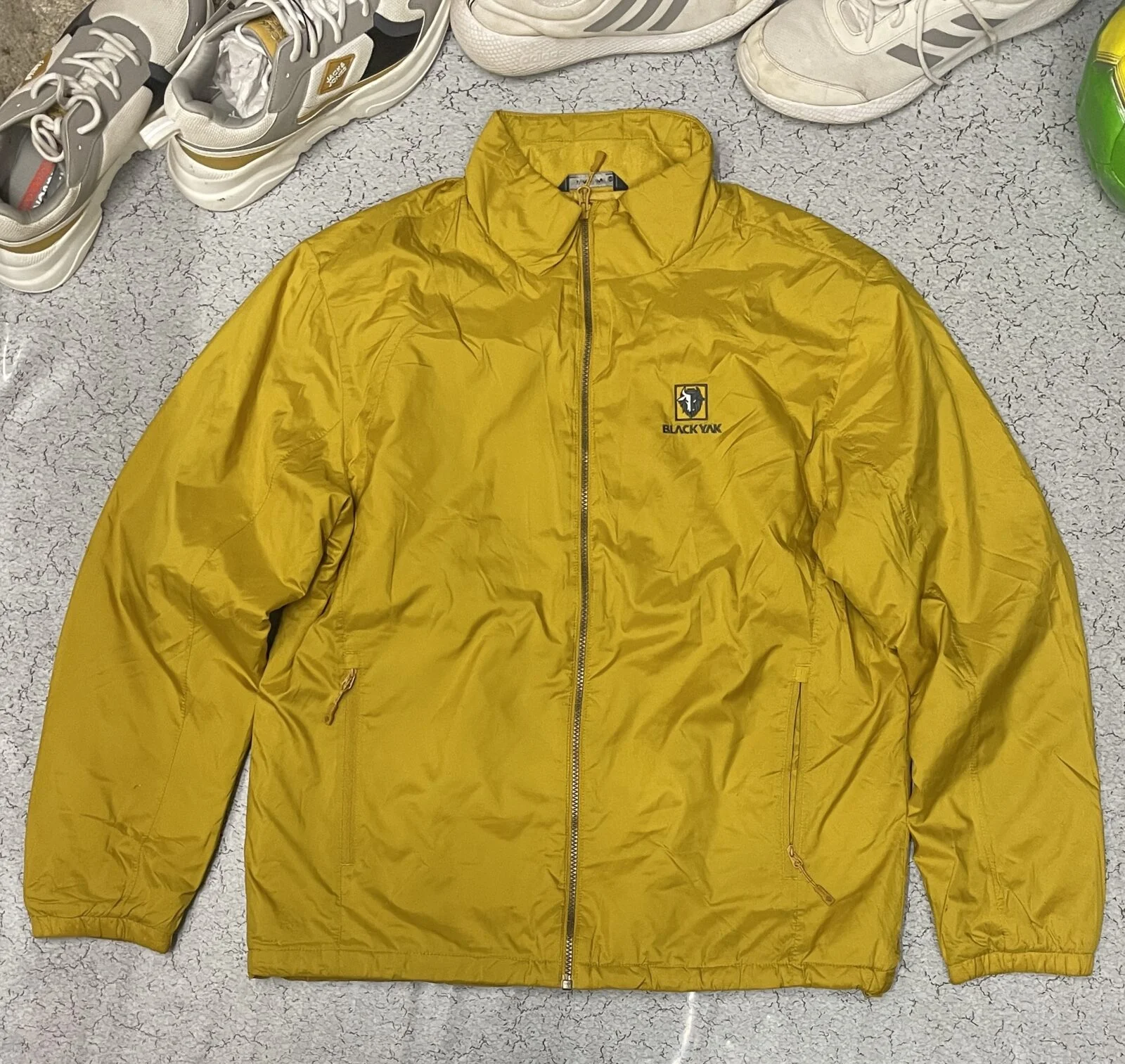 Yellow Jacket alternate view