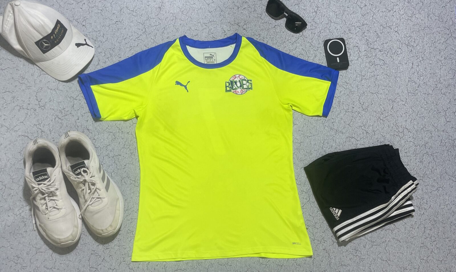 Puma Yellow Jersey detail view