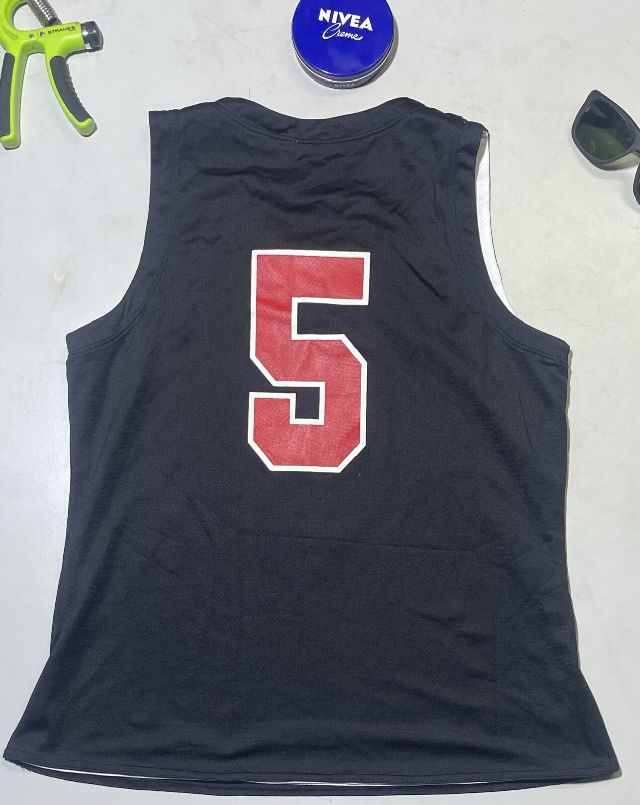 Black Jersey detail view