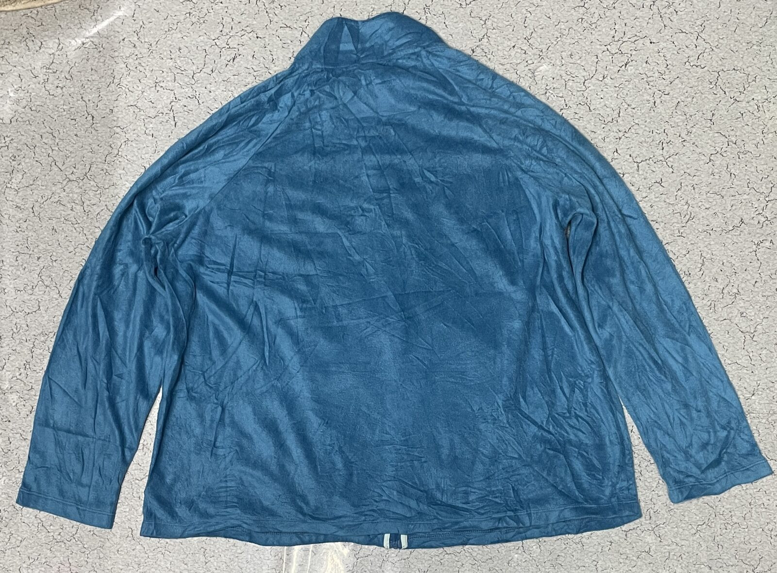 Sweatshirt detail view