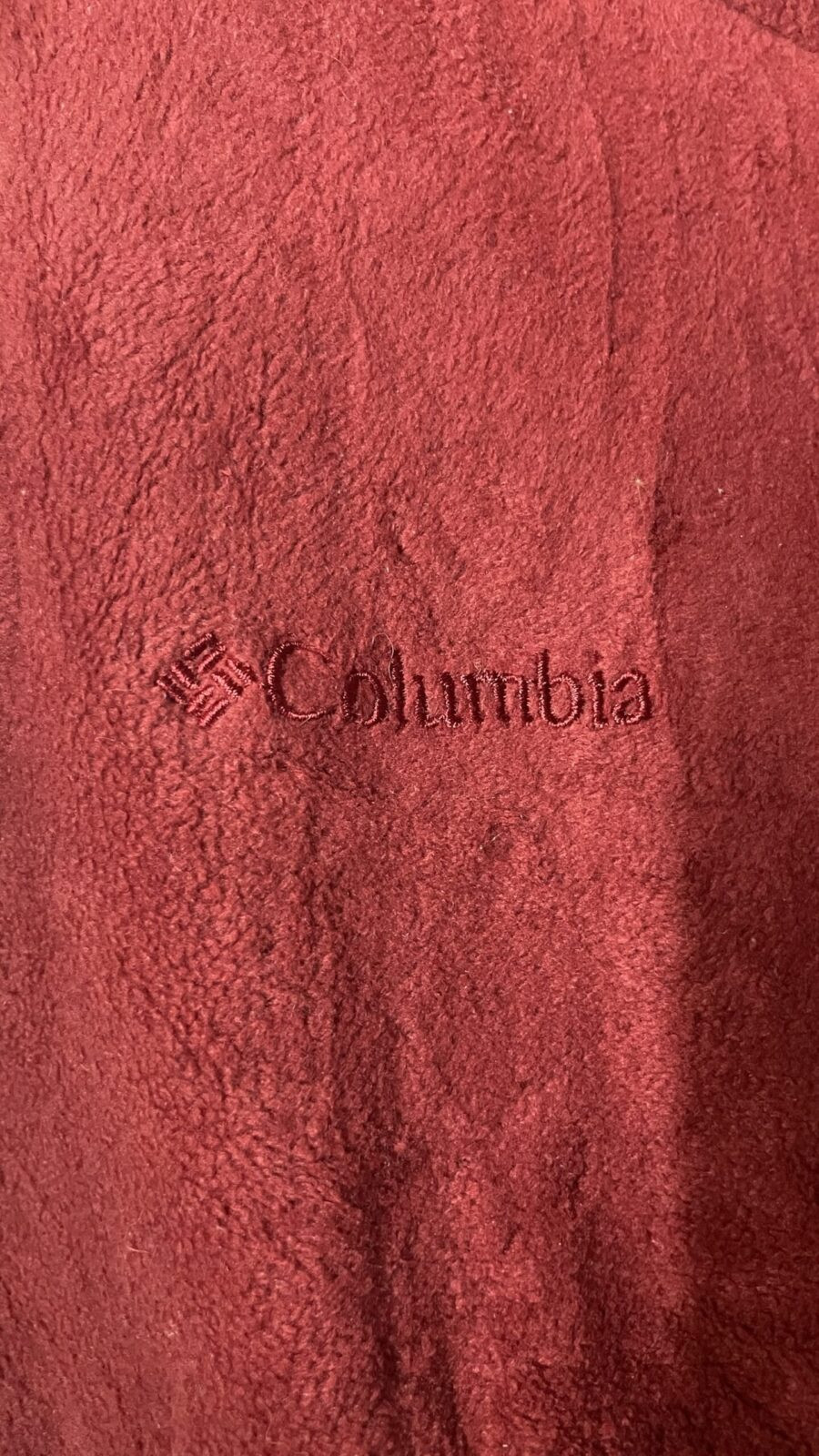 Columbia Red Sweatshirt detail view